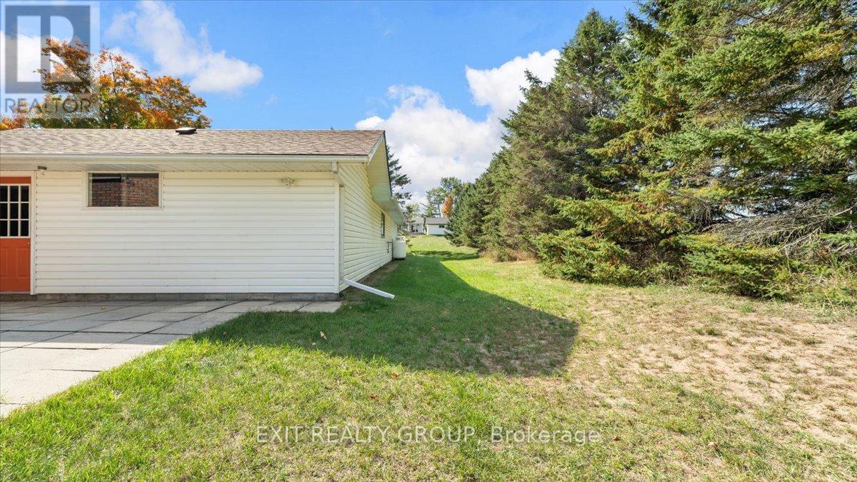 654 Fish And Game Club Road, Quinte West, Ontario  K0K 2C0 - Photo 32 - X12451844