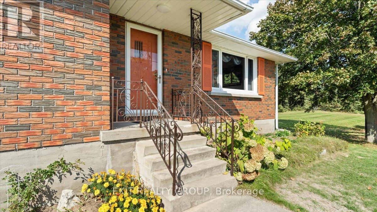 654 Fish And Game Club Road, Quinte West, Ontario  K0K 2C0 - Photo 4 - X12451844