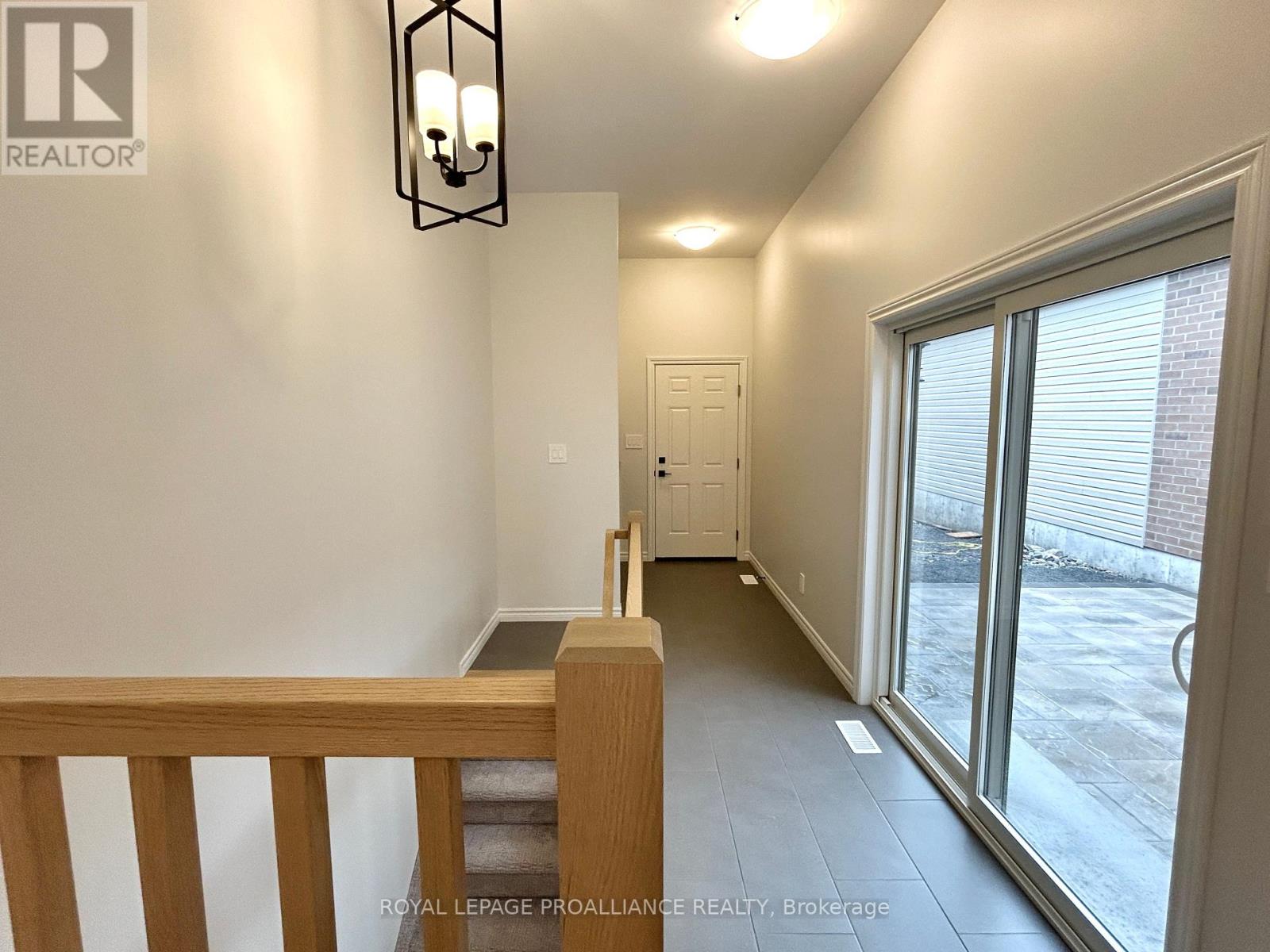 33 Athabaska Drive, Belleville, Ontario  K8N 0T1 - Photo 17 - X12452502