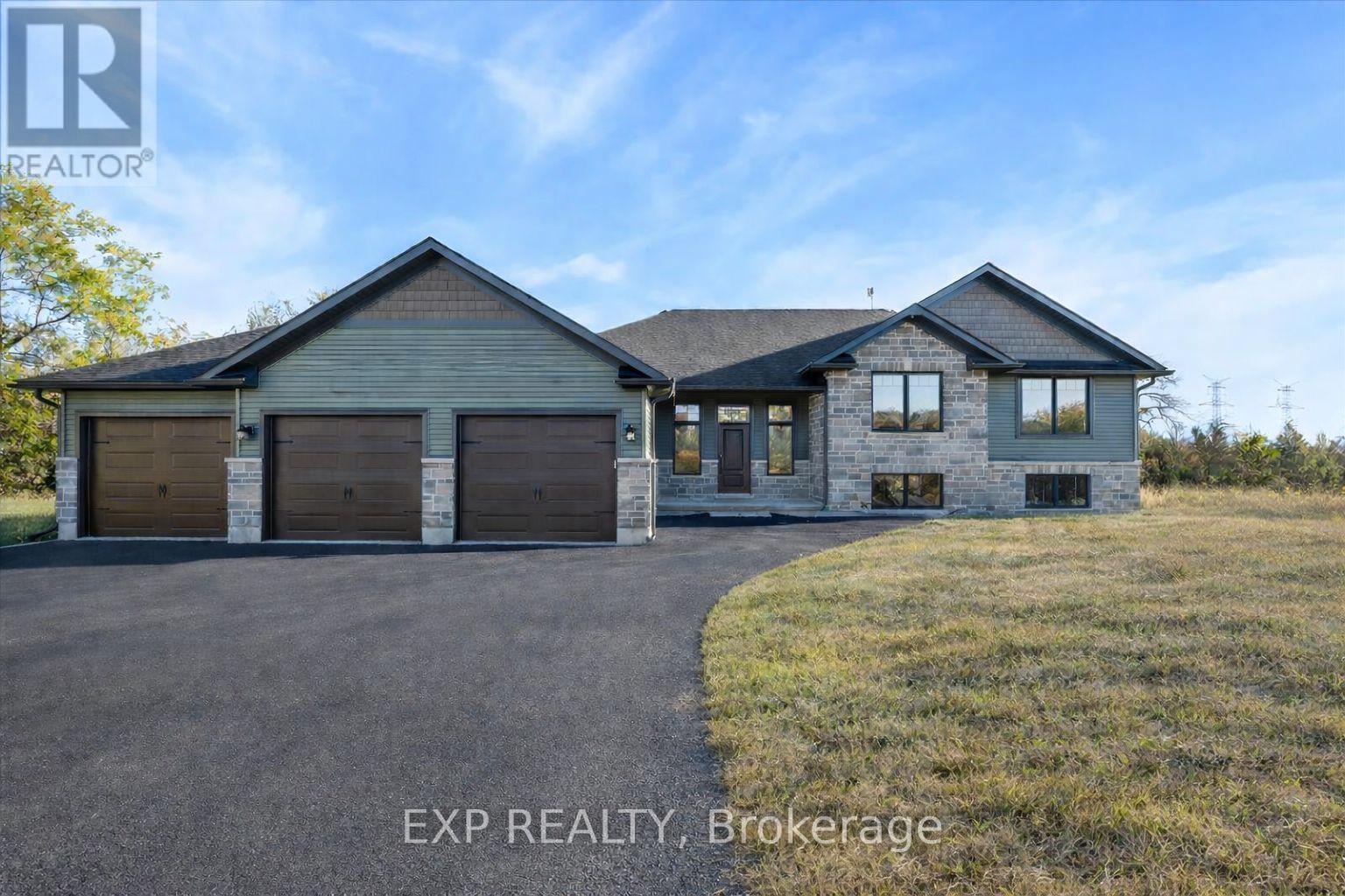 251 WALLBRIDGE ROAD, Quinte West, Ontario
