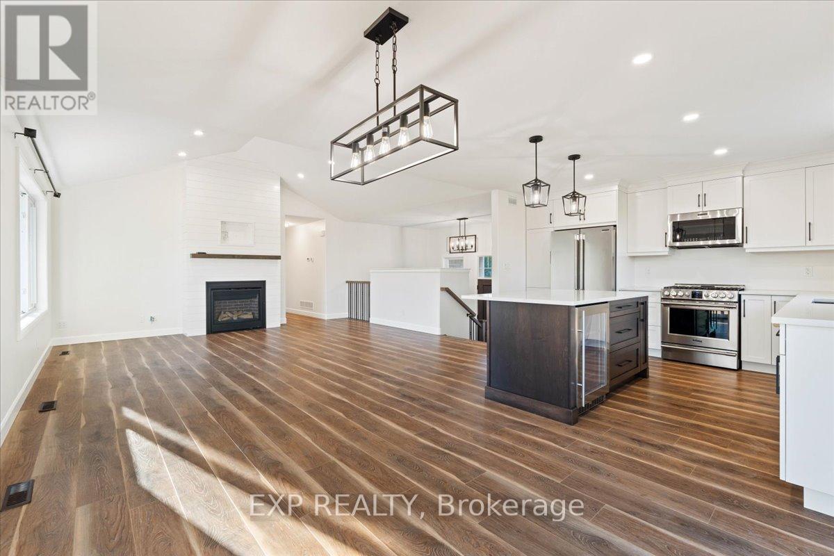 251 Wallbridge Road, Quinte West, Ontario  K8P 1Z3 - Photo 10 - X12453635