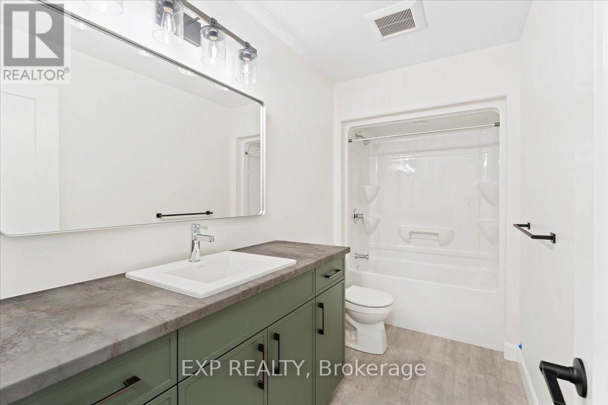 251 Wallbridge Road, Quinte West, Ontario  K8P 1Z3 - Photo 27 - X12453635