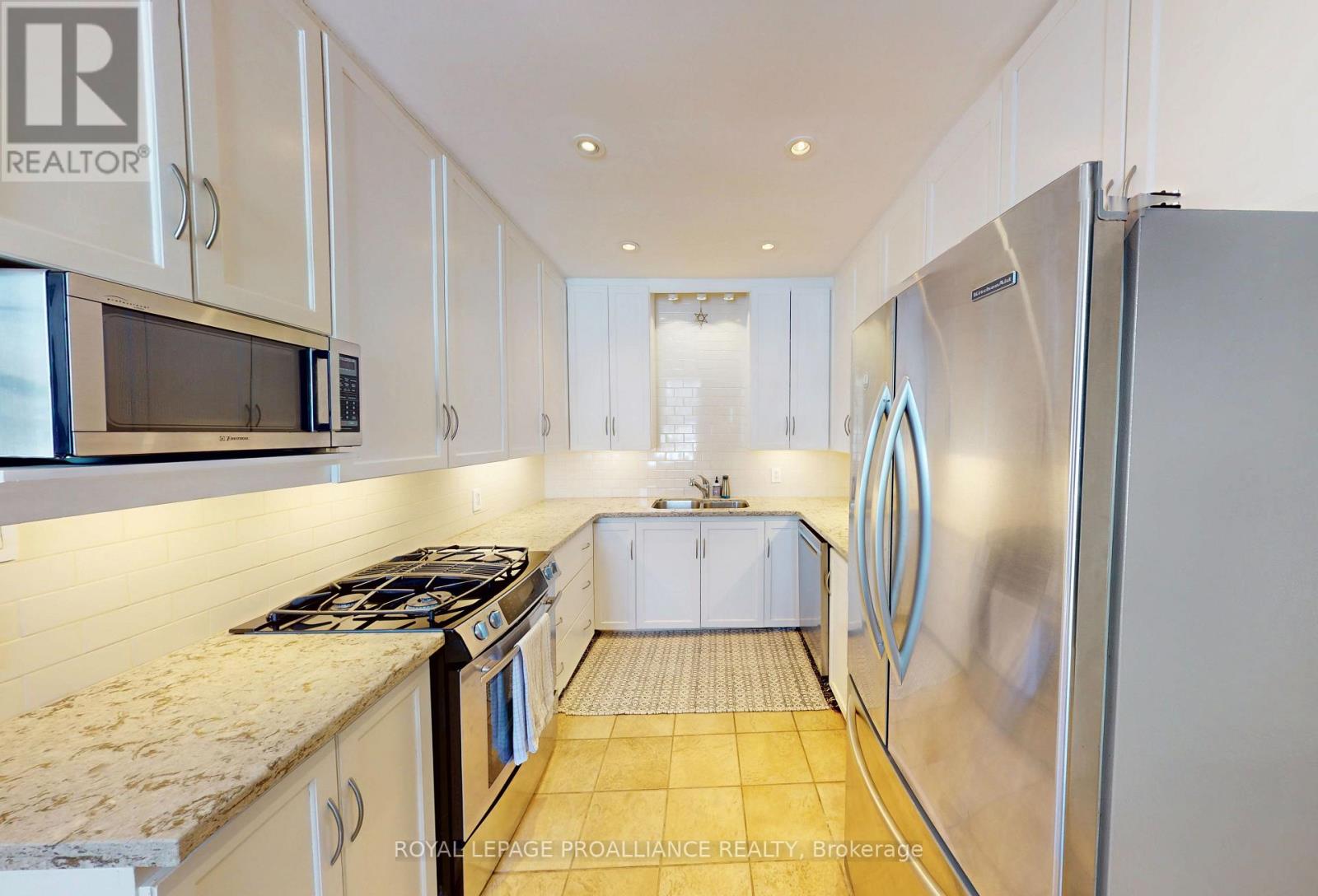 374 Bloomfield Main Street, Prince Edward County, Ontario  K0K 1G0 - Photo 14 - X12454834