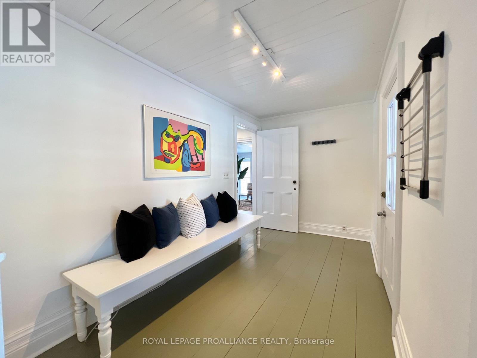 374 Bloomfield Main Street, Prince Edward County, Ontario  K0K 1G0 - Photo 18 - X12454834