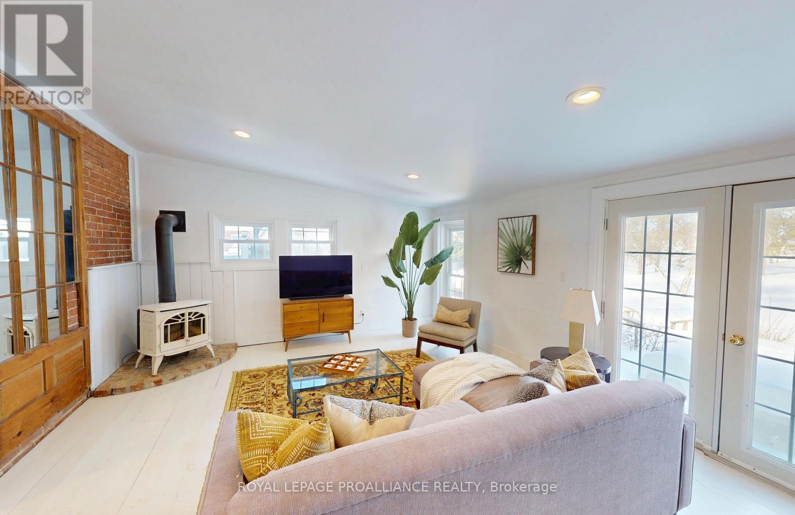 374 Bloomfield Main Street, Prince Edward County, Ontario  K0K 1G0 - Photo 20 - X12454834