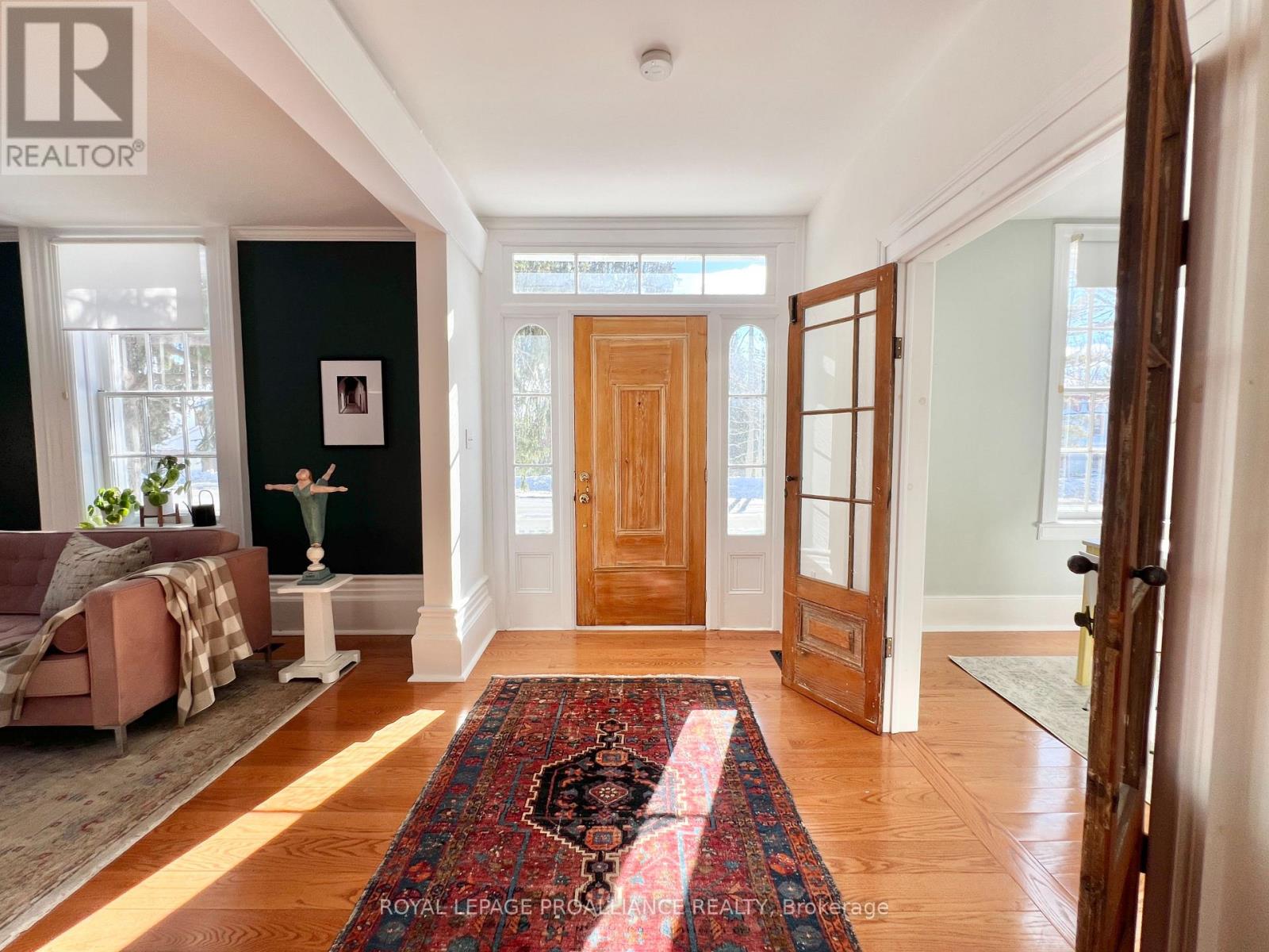 374 Bloomfield Main Street, Prince Edward County, Ontario  K0K 1G0 - Photo 4 - X12454834