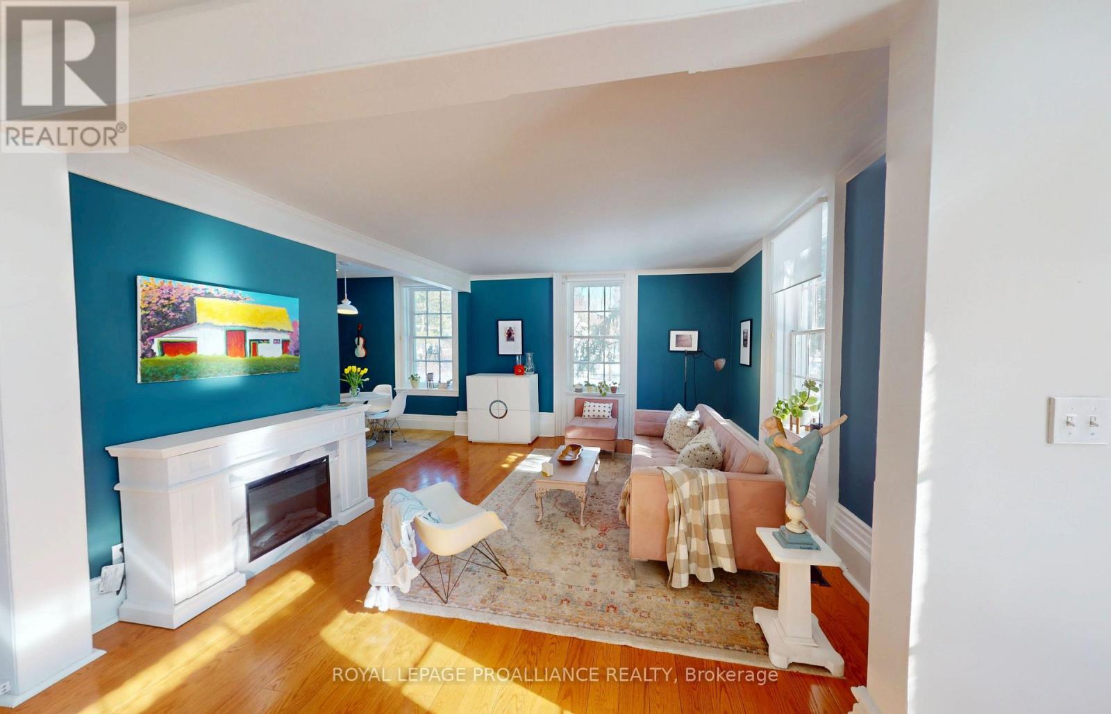 374 Bloomfield Main Street, Prince Edward County, Ontario  K0K 1G0 - Photo 6 - X12454834