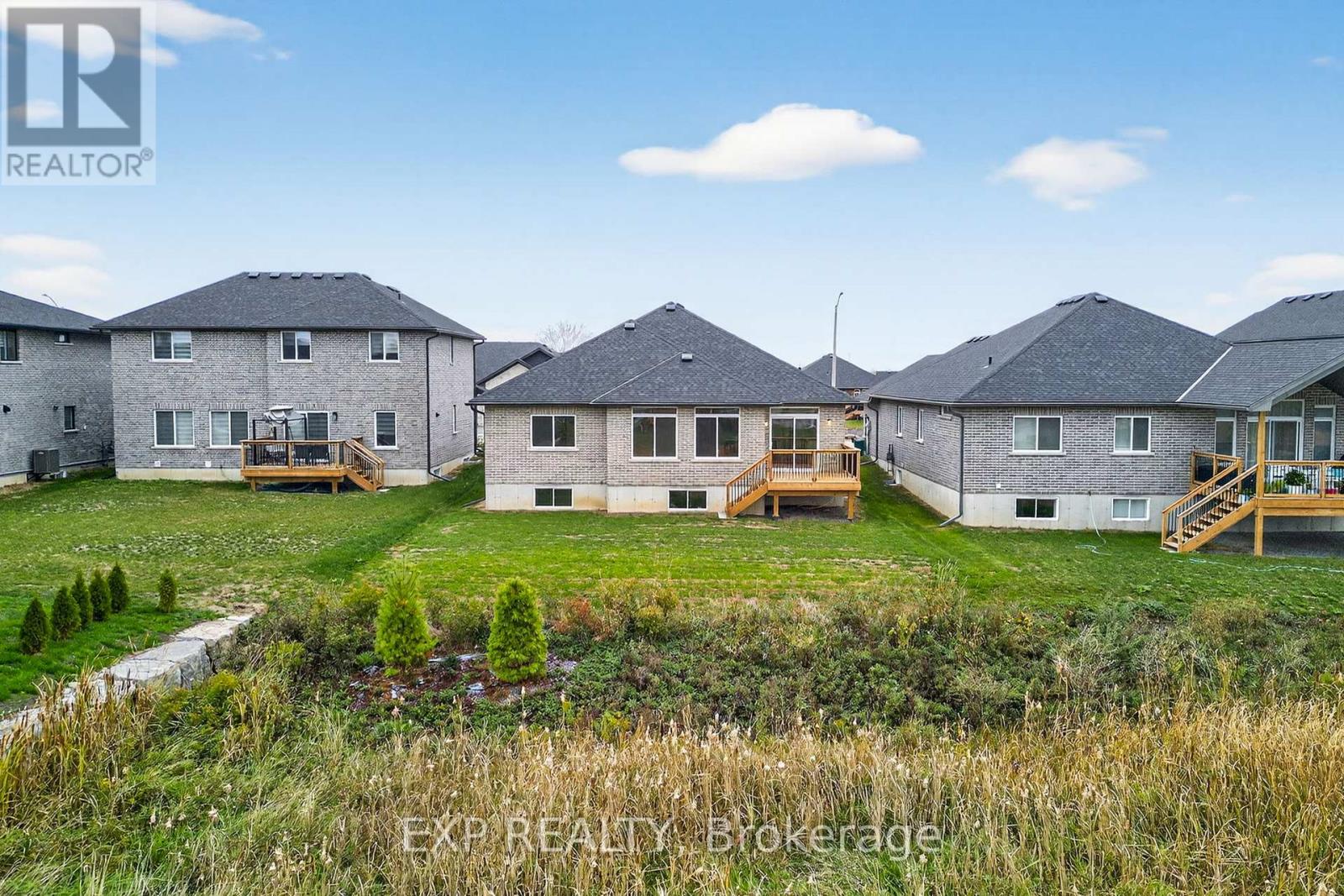 6 Vaughn Court, Belleville, Ontario  K8N 0R7 - Photo 2 - X12454997