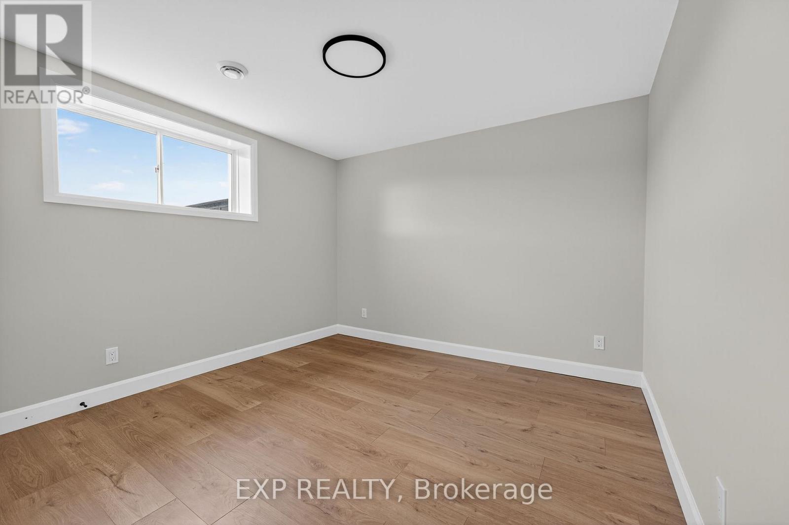 6 Vaughn Court, Belleville, Ontario  K8N 0R7 - Photo 32 - X12454997