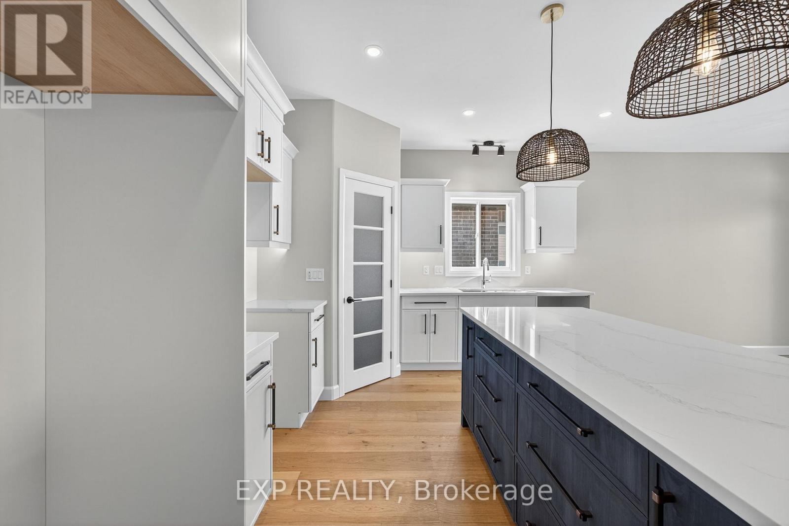 6 Vaughn Court, Belleville, Ontario  K8N 0R7 - Photo 8 - X12454997