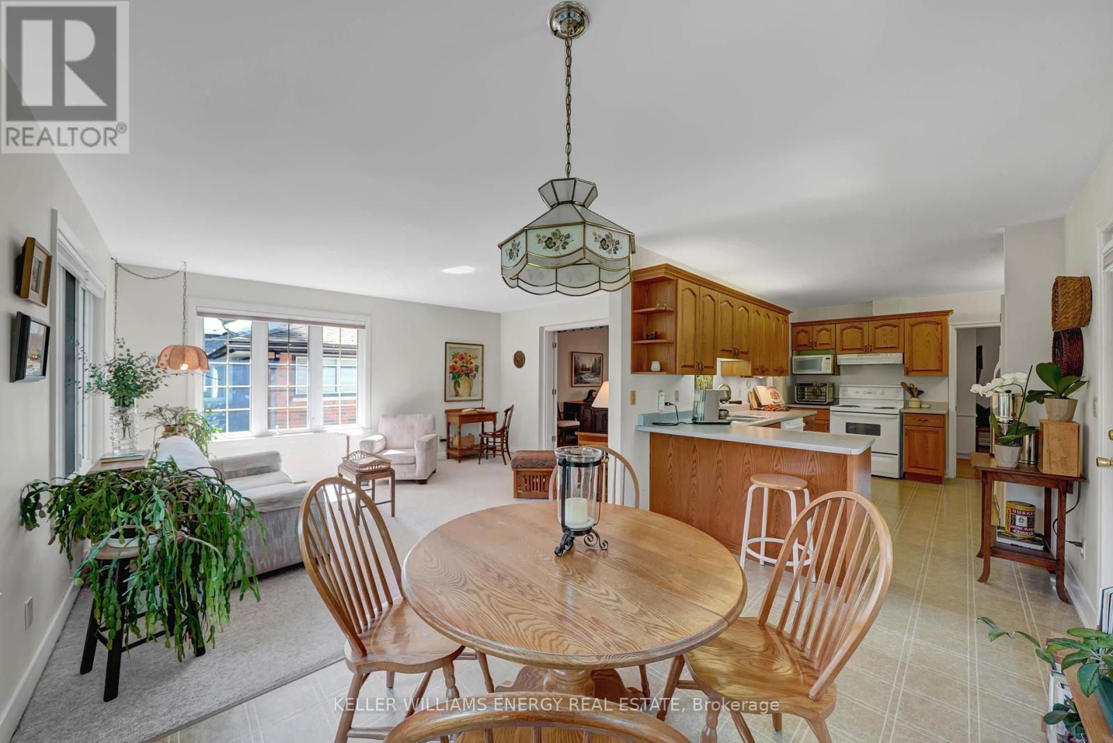 15 Southwood Crescent, Belleville, Ontario  K8N 1X4 - Photo 16 - X12455053