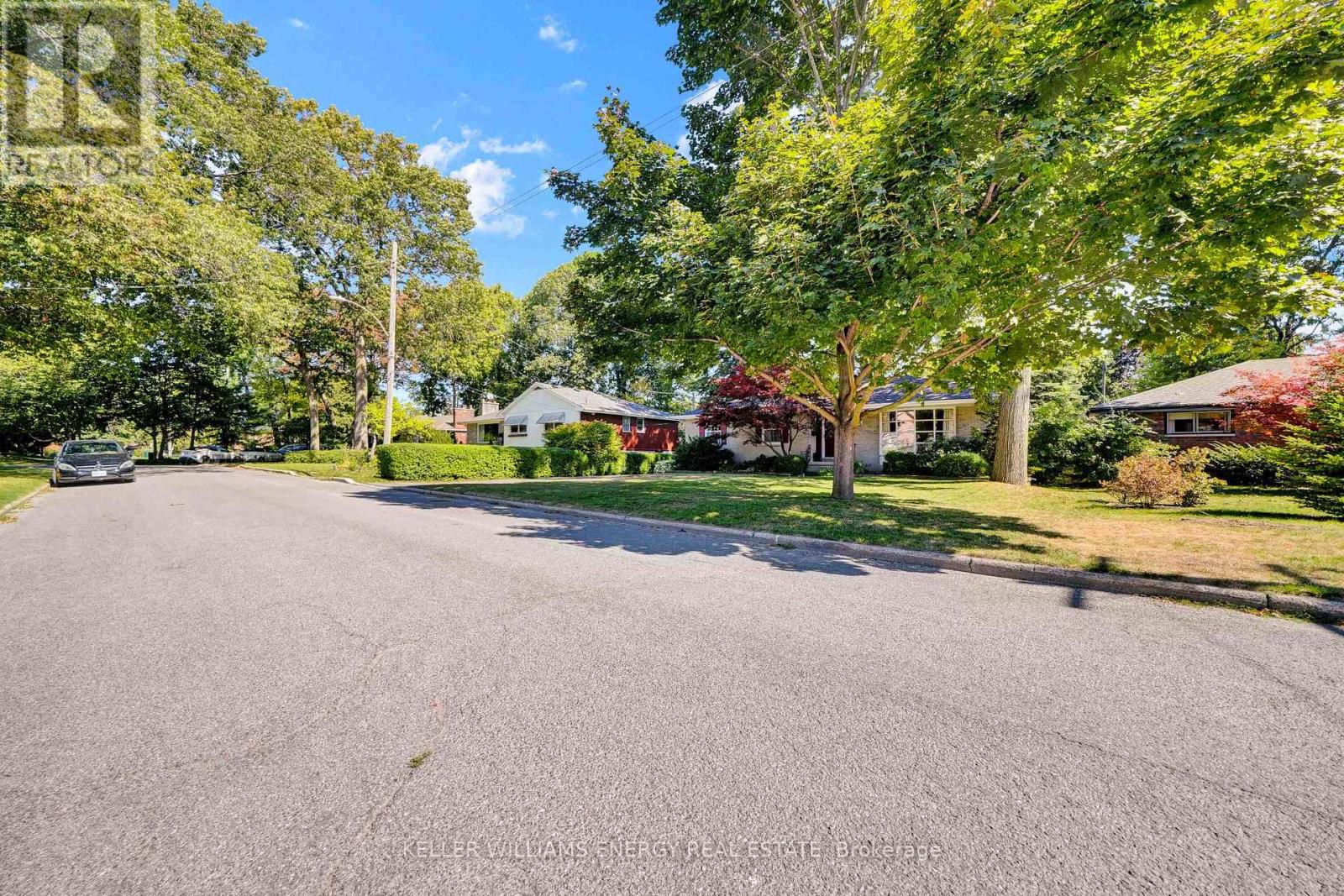 15 Southwood Crescent, Belleville, Ontario  K8N 1X4 - Photo 42 - X12455053