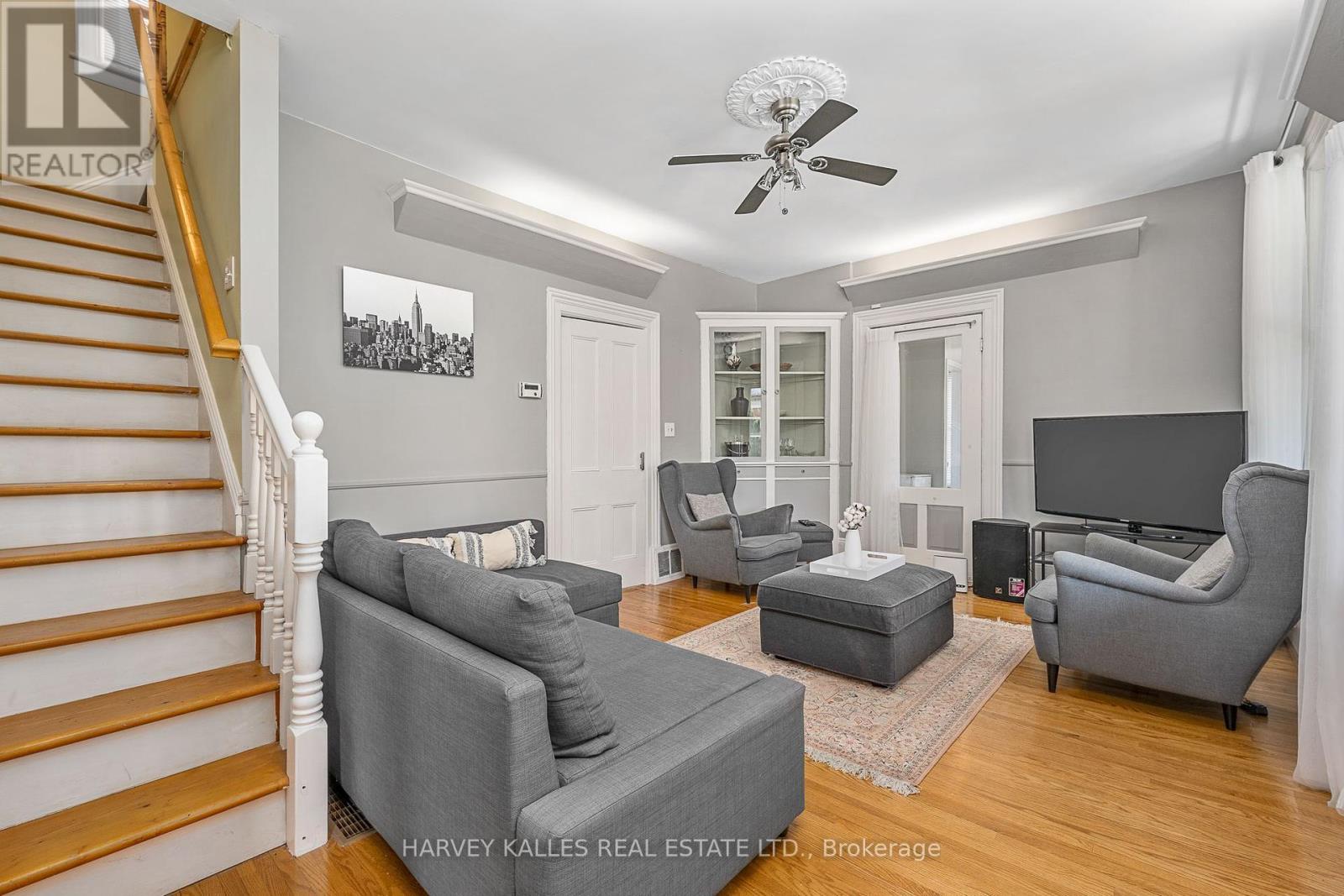 18 Centre Street, Prince Edward County, Ontario  K0K 2T0 - Photo 10 - X12456770