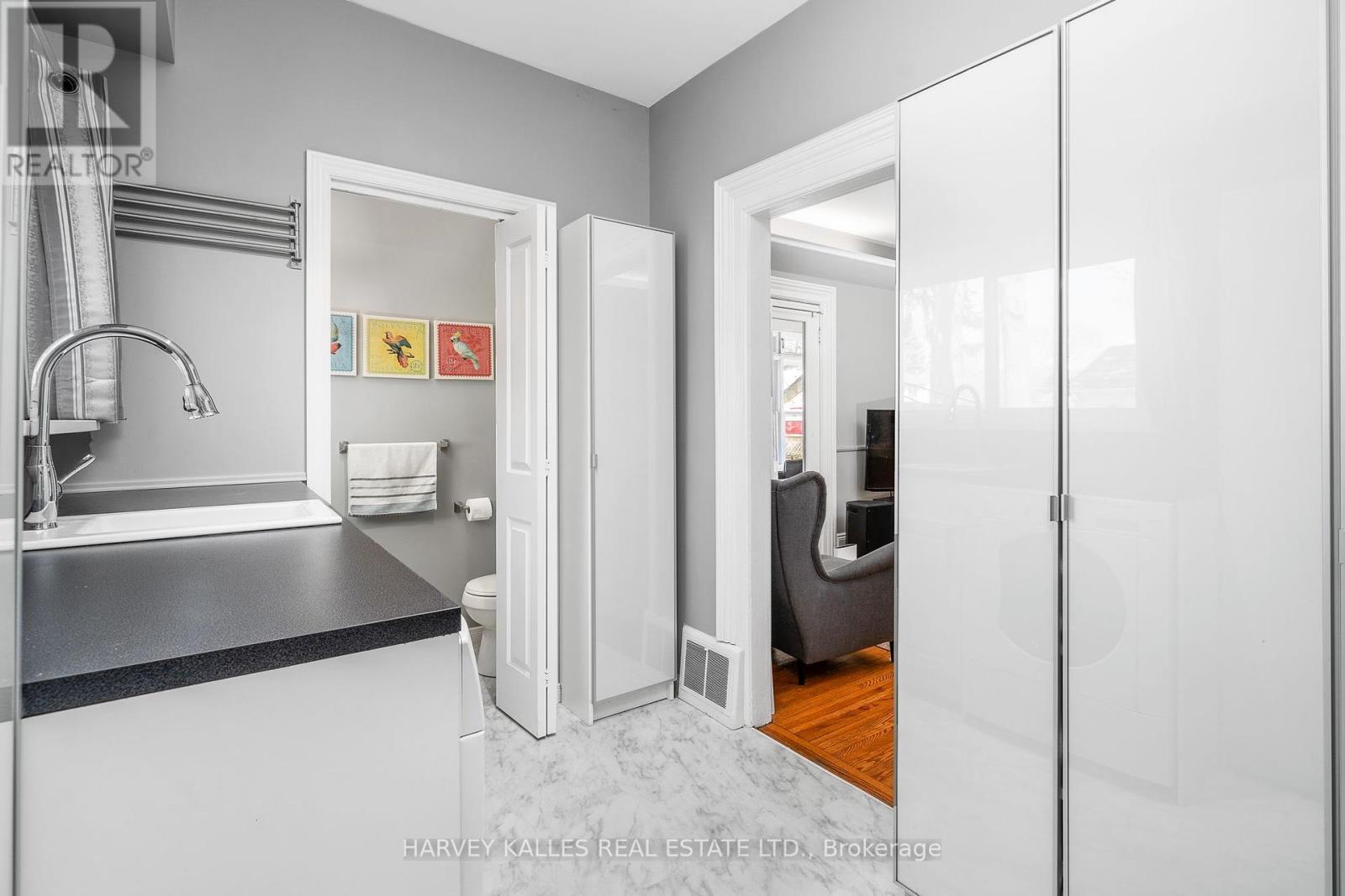 18 Centre Street, Prince Edward County, Ontario  K0K 2T0 - Photo 13 - X12456770