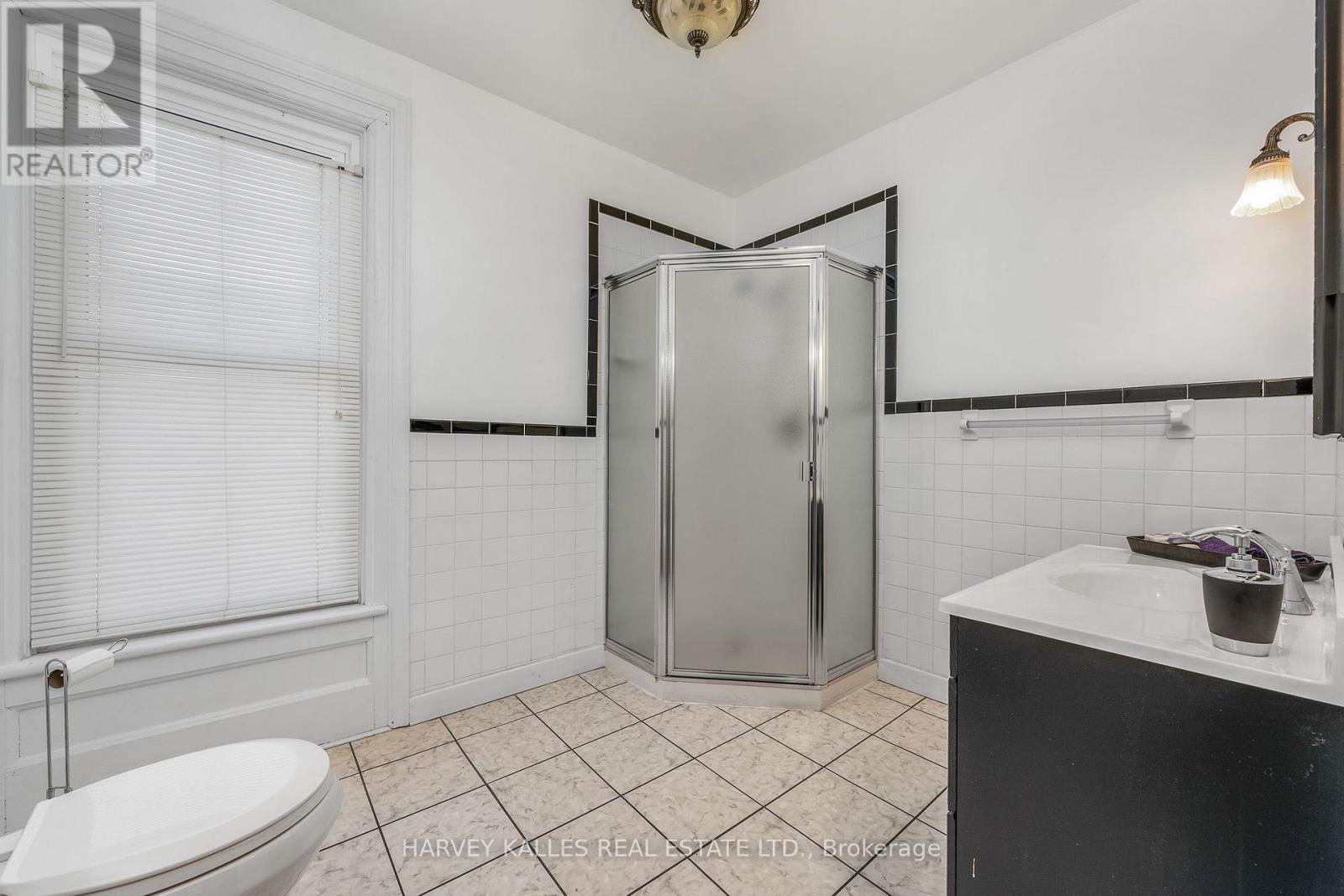 18 Centre Street, Prince Edward County, Ontario  K0K 2T0 - Photo 23 - X12456770