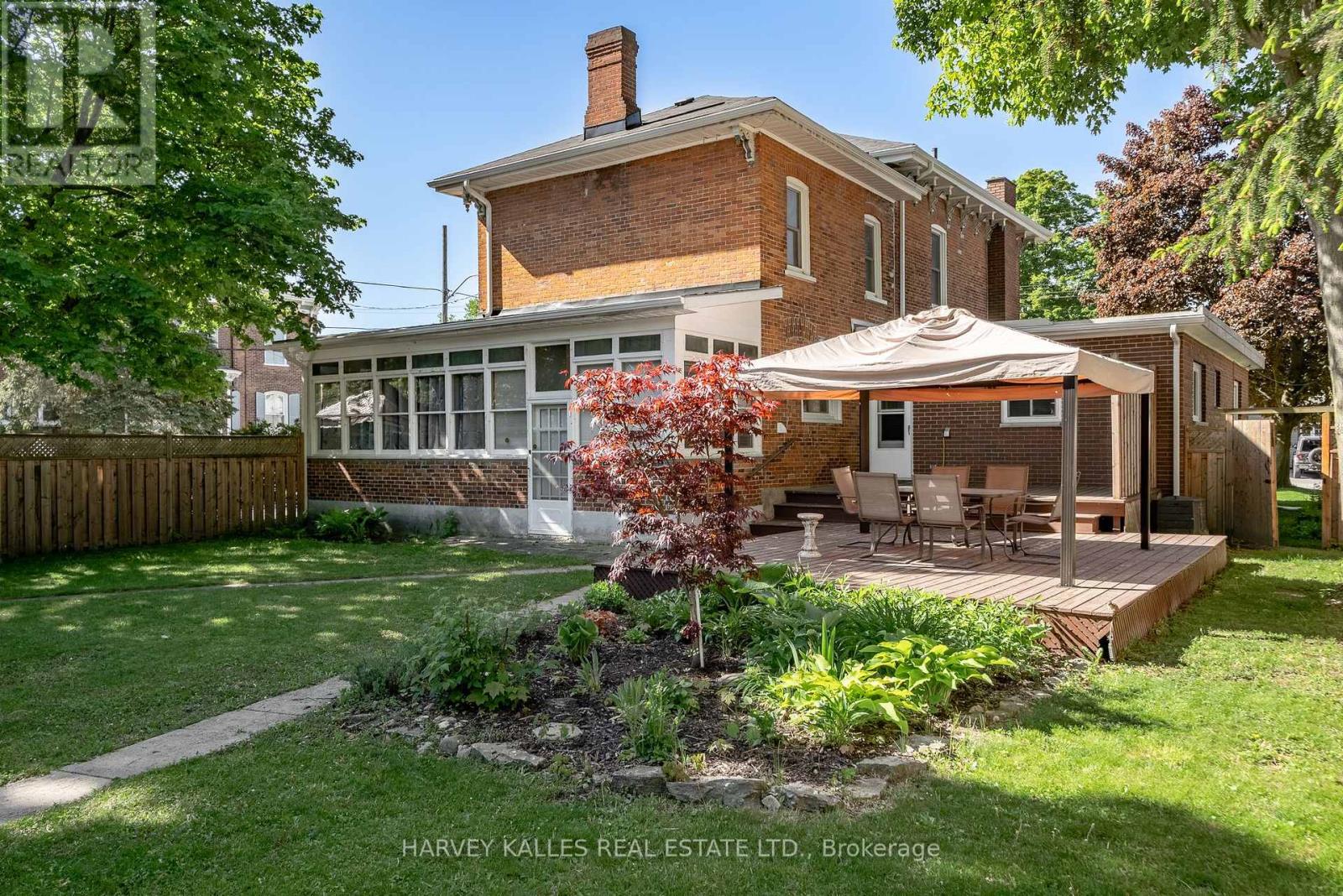 18 Centre Street, Prince Edward County, Ontario  K0K 2T0 - Photo 29 - X12456770