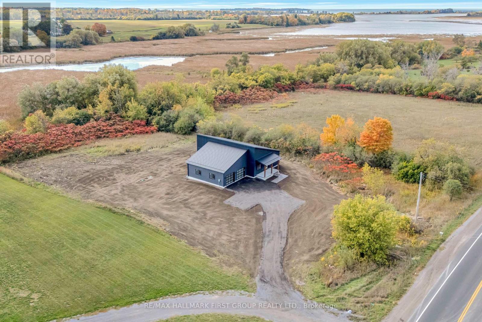 19115 Loyalist Parkway, Prince Edward County, Ontario  K0K 1T0 - Photo 38 - X12457548