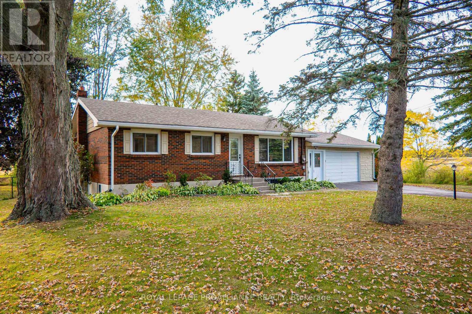 163 AVONLOUGH ROAD, Belleville, Ontario