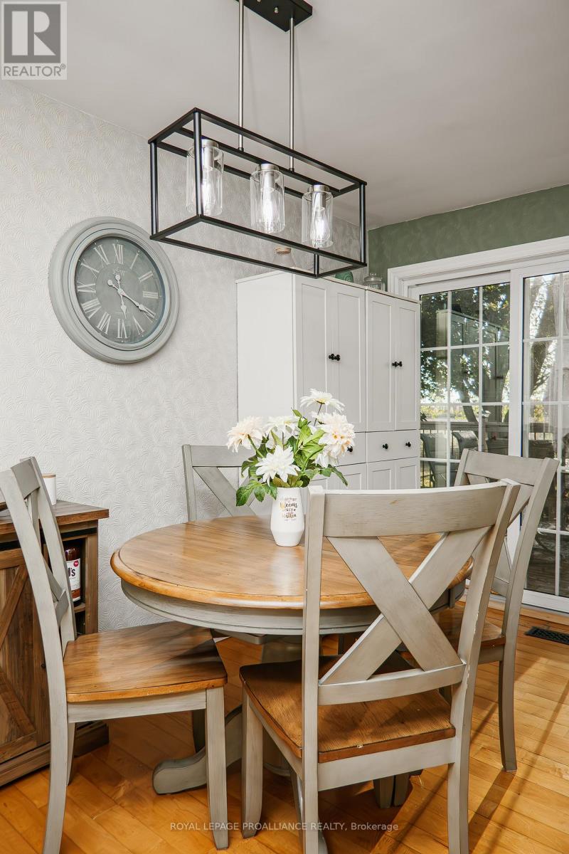 163 Avonlough Road, Belleville, Ontario  K8N 4Z2 - Photo 34 - X12458279