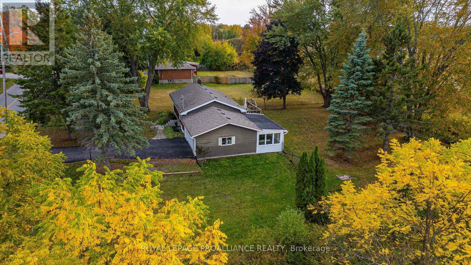 163 Avonlough Road, Belleville, Ontario  K8N 4Z2 - Photo 8 - X12458279