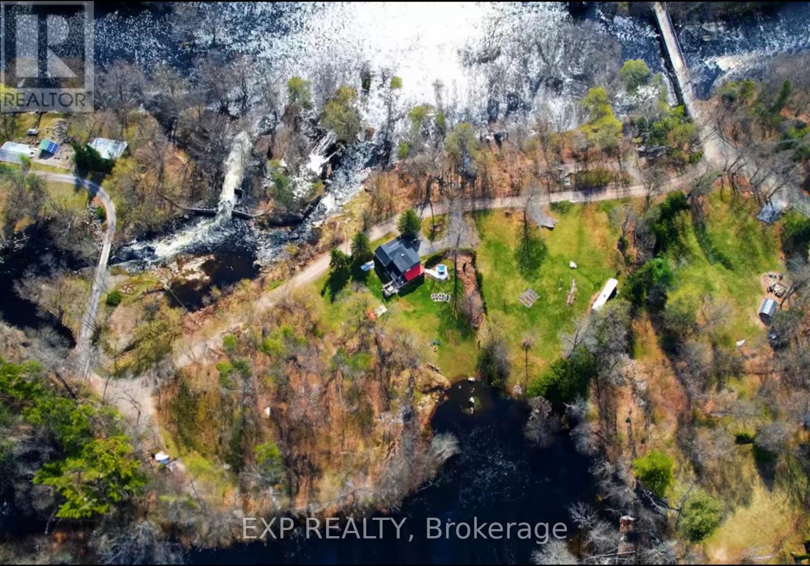 27 LOST CHANNEL COURT, Tweed, Ontario