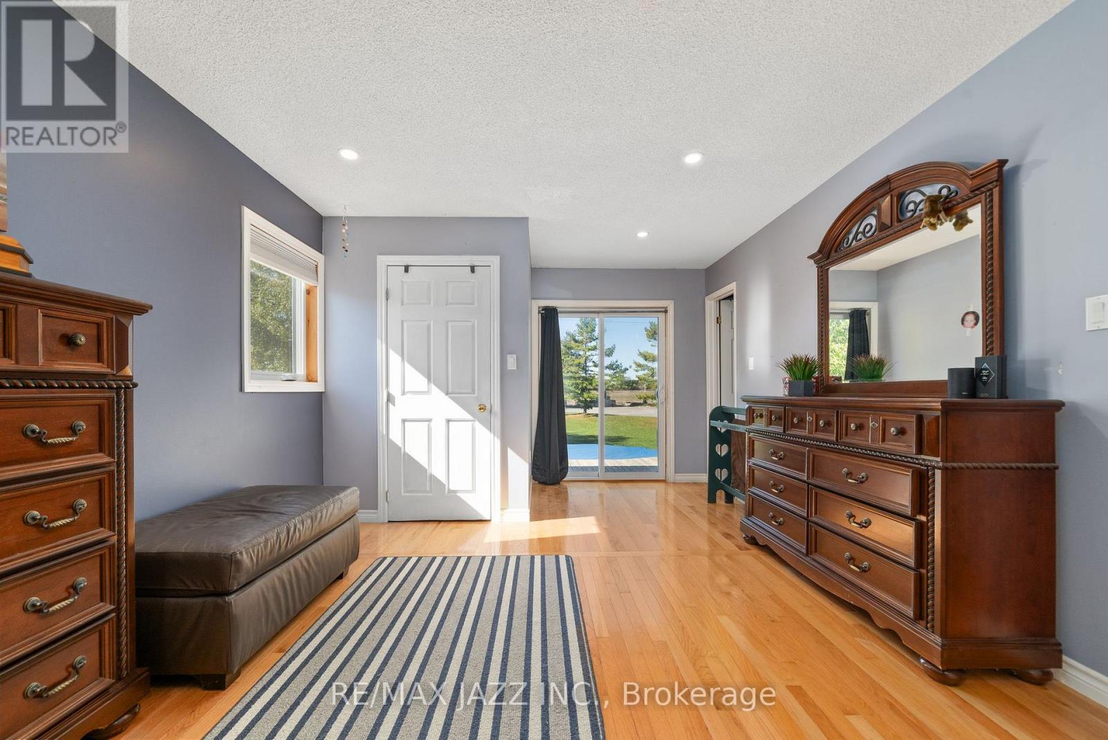 325 County Rd 30 Road, Prince Edward County, Ontario  K0K 1G0 - Photo 19 - X12459713