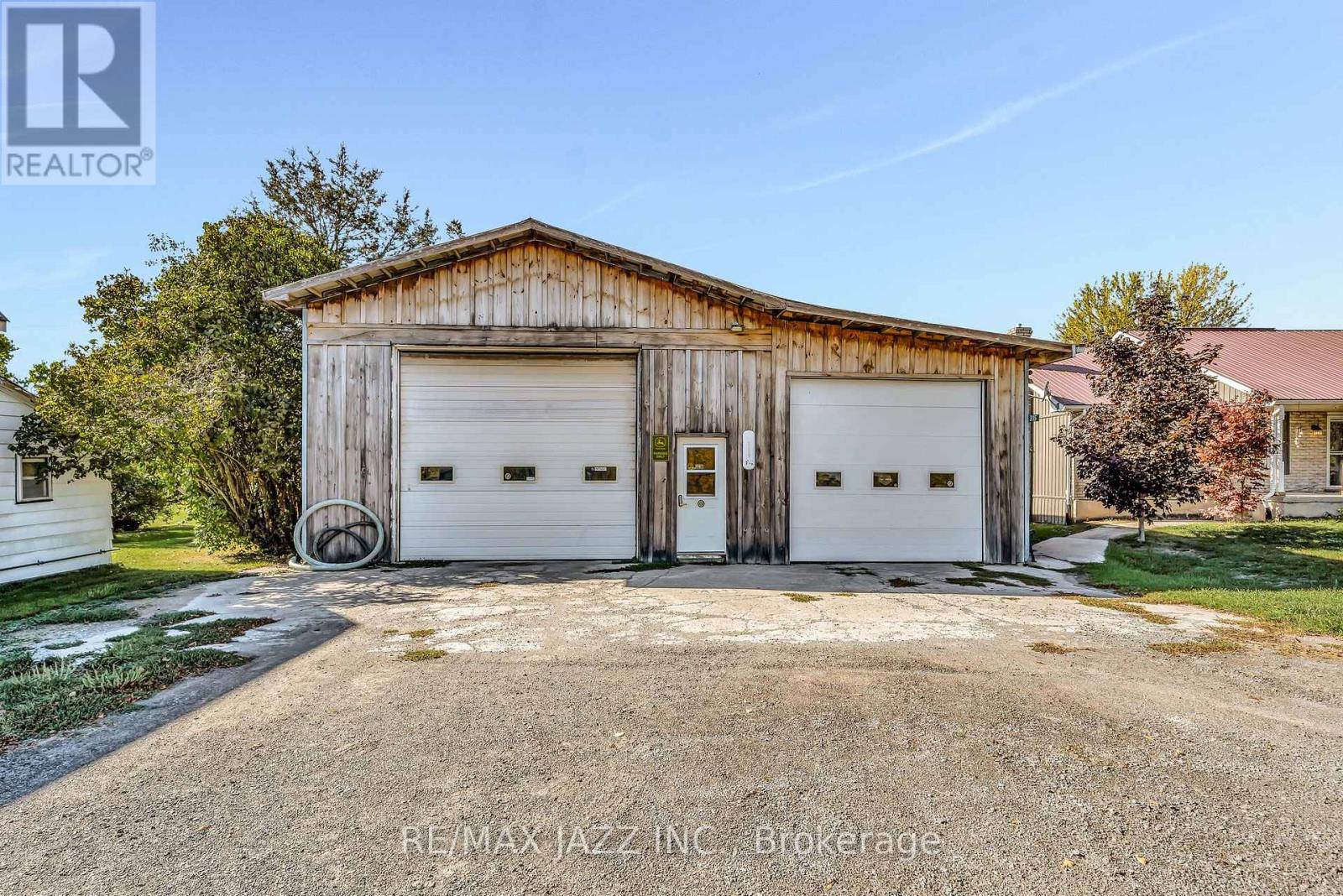 325 County Rd 30 Road, Prince Edward County, Ontario  K0K 1G0 - Photo 34 - X12459713