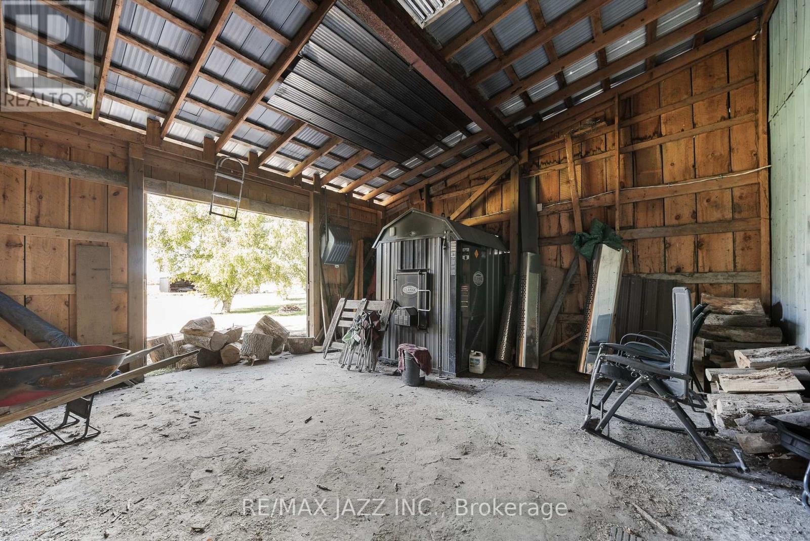 325 County Rd 30 Road, Prince Edward County, Ontario  K0K 1G0 - Photo 38 - X12459713