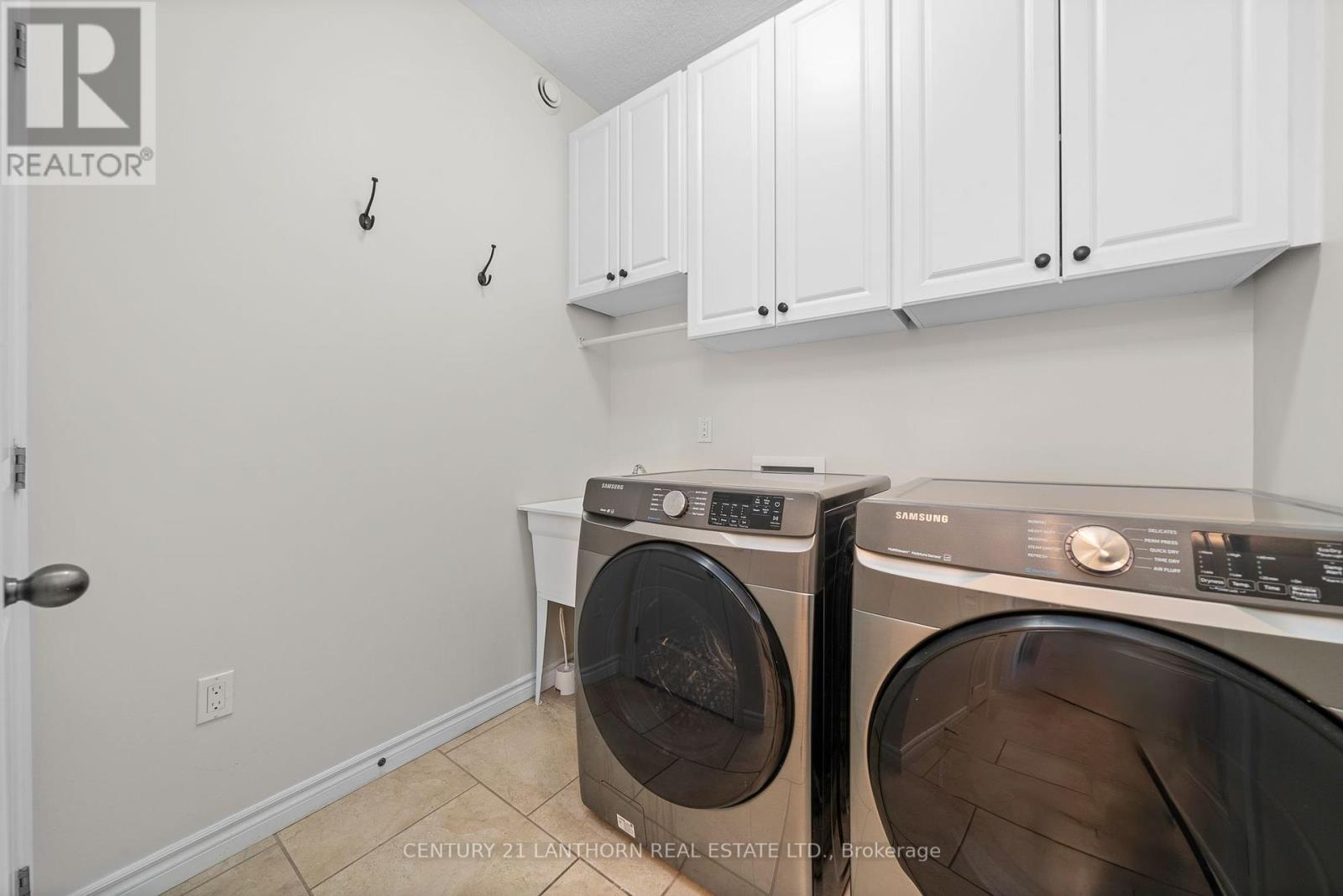 23 Glenwood Street, Quinte West, Ontario  K0K 2C0 - Photo 18 - X12459758