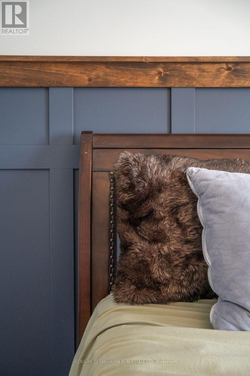 23 Glenwood Street, Quinte West, Ontario  K0K 2C0 - Photo 24 - X12459758