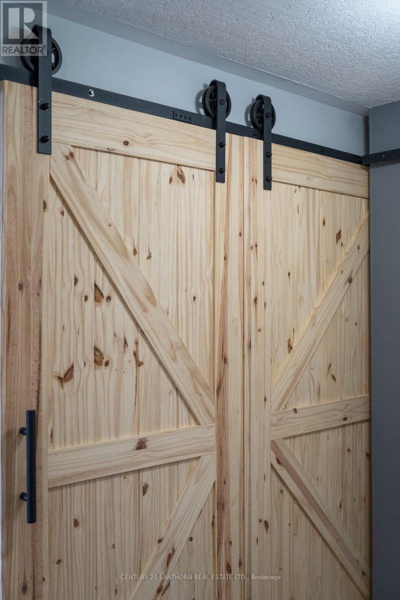 23 Glenwood Street, Quinte West, Ontario  K0K 2C0 - Photo 27 - X12459758