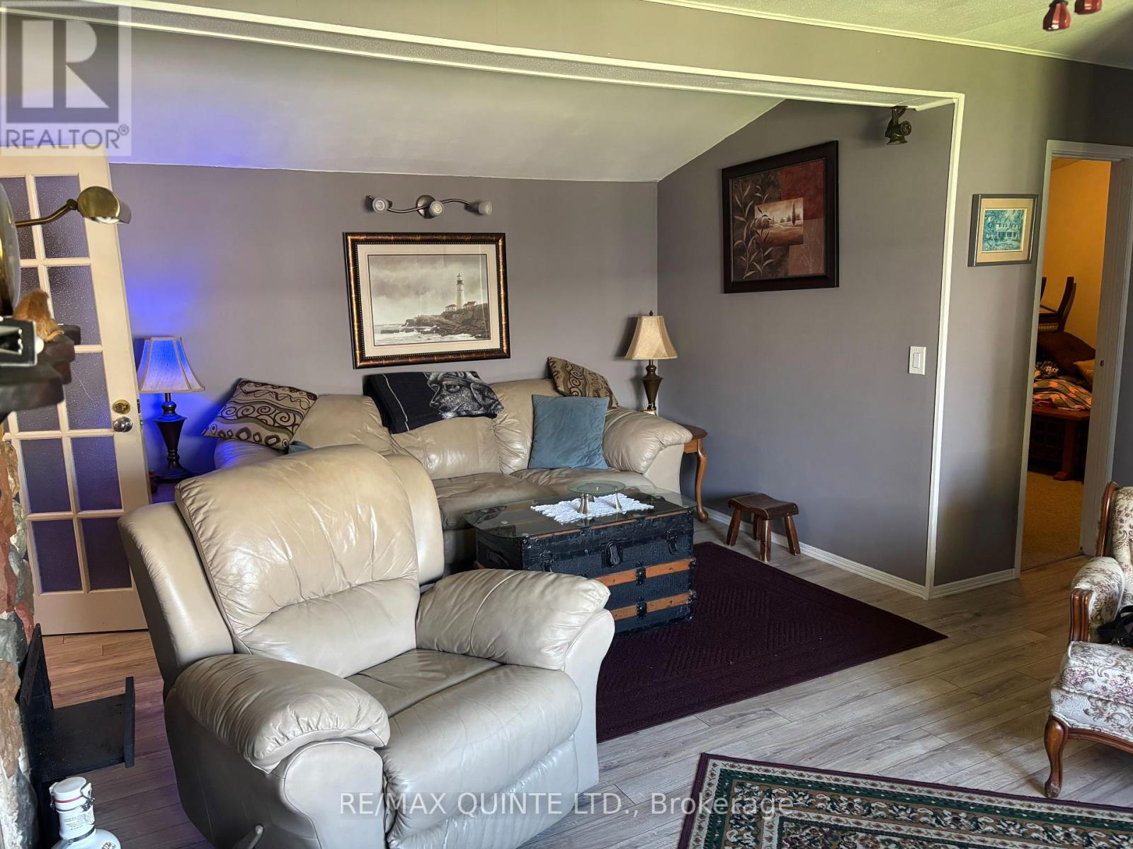 151 - 63 Whites Road, Quinte West, Ontario  K8P 5P5 - Photo 10 - X12460165