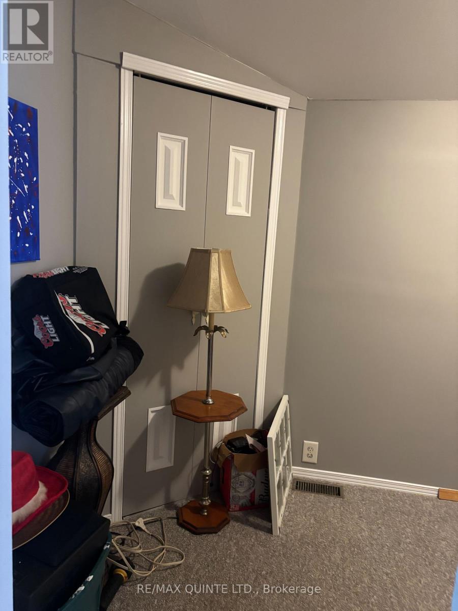 151 - 63 Whites Road, Quinte West, Ontario  K8P 5P5 - Photo 11 - X12460165