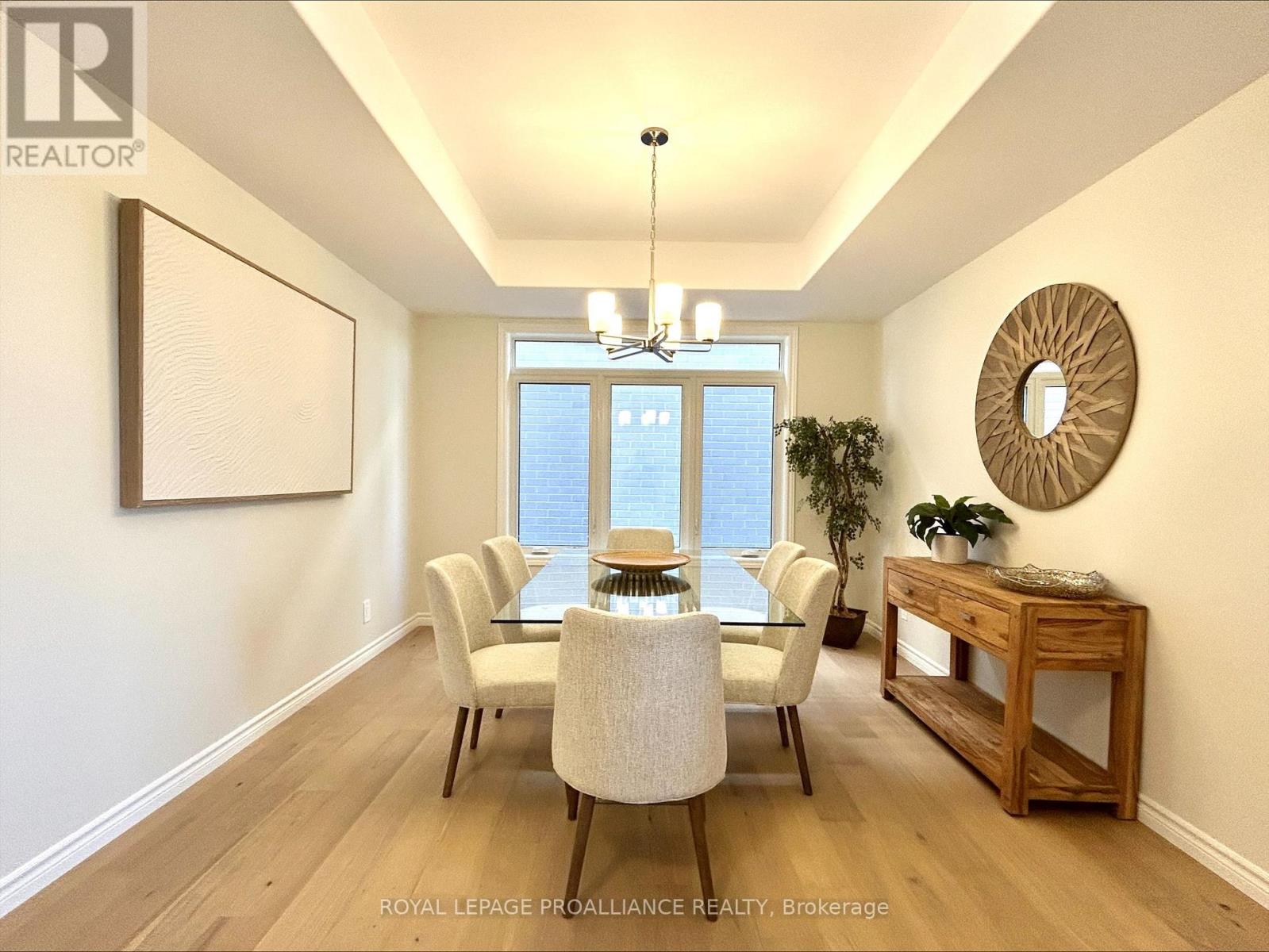 14 Peace River Street, Belleville, Ontario  K8N 0V6 - Photo 6 - X12463971