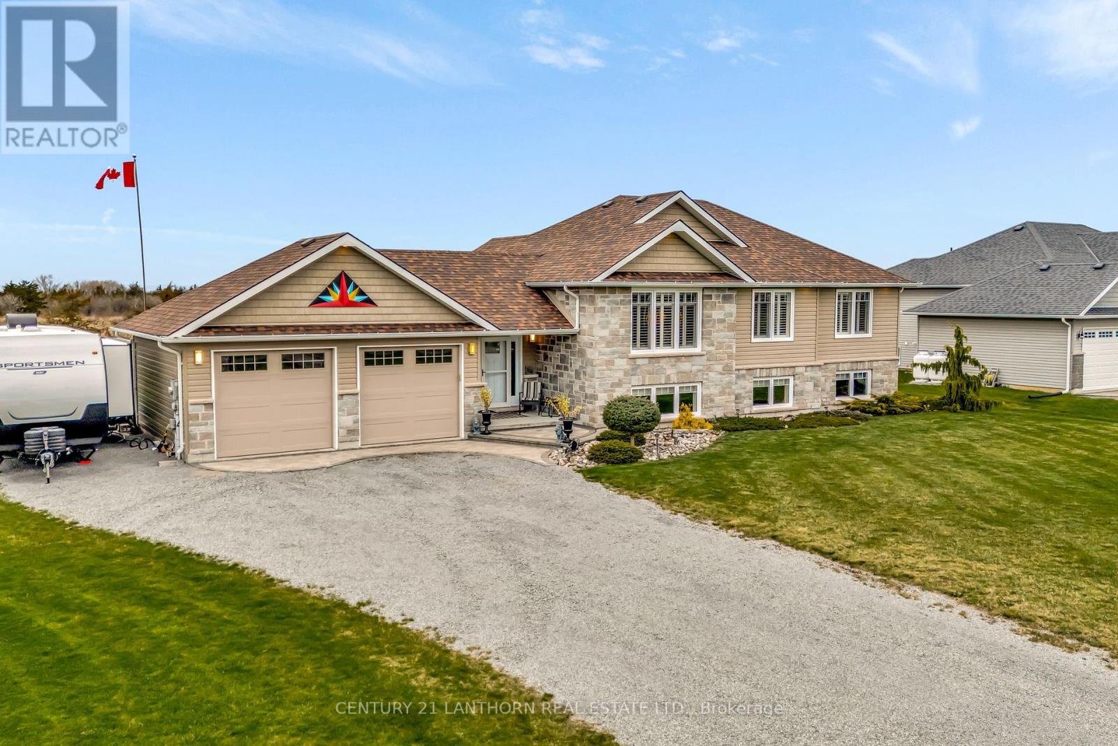 32 STINSON BLOCK ROAD, Prince Edward County, Ontario