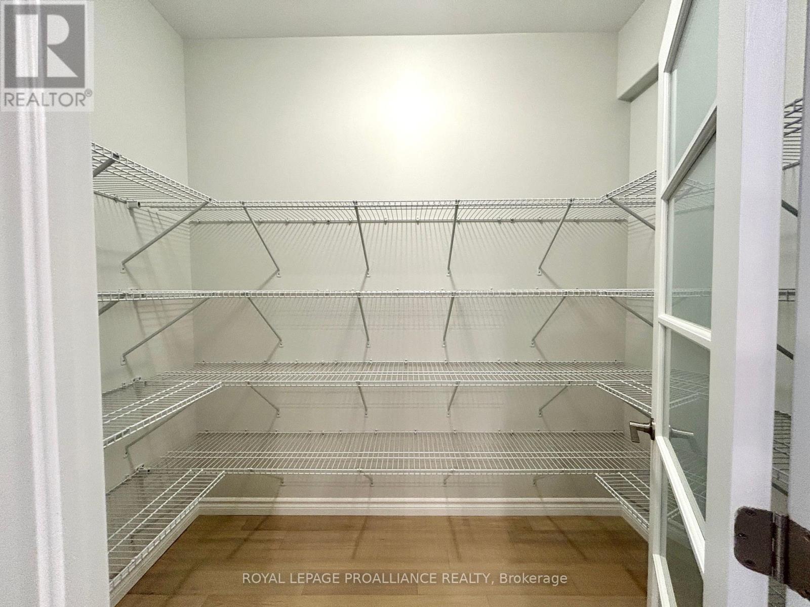 79 Athabaska Drive, Belleville, Ontario  K8N 0T1 - Photo 8 - X12466521