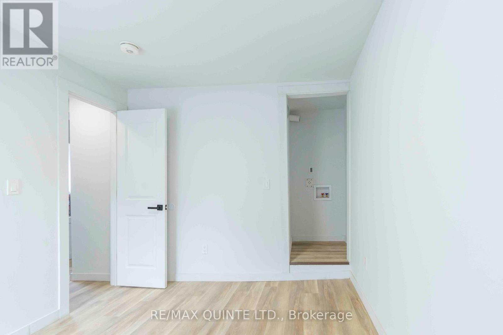 19 & 21 Railway Terrace, Belleville, Ontario  K8N 2R8 - Photo 16 - X12467500