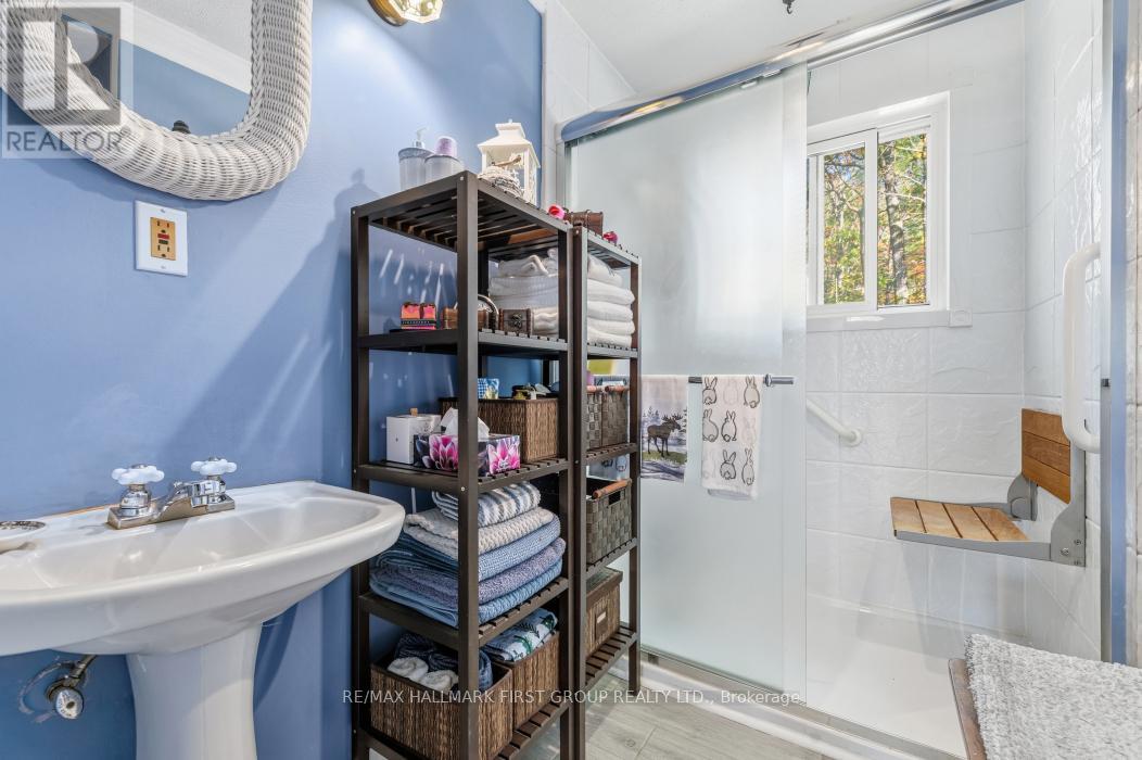 74 Cottage Lane, Tweed, Ontario  K0K 3J0 - Photo 33 - X12468553