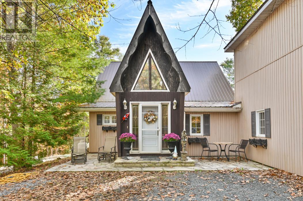 74 Cottage Lane, Tweed, Ontario  K0K 3J0 - Photo 7 - X12468553