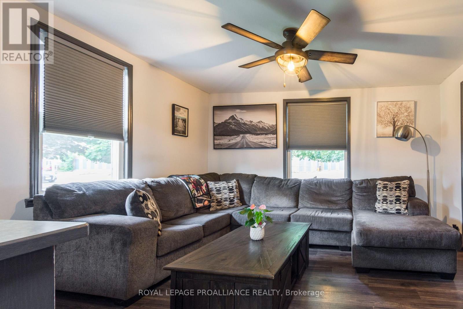 113 South Trent Street, Quinte West, Ontario  K0K 2C0 - Photo 16 - X12470314