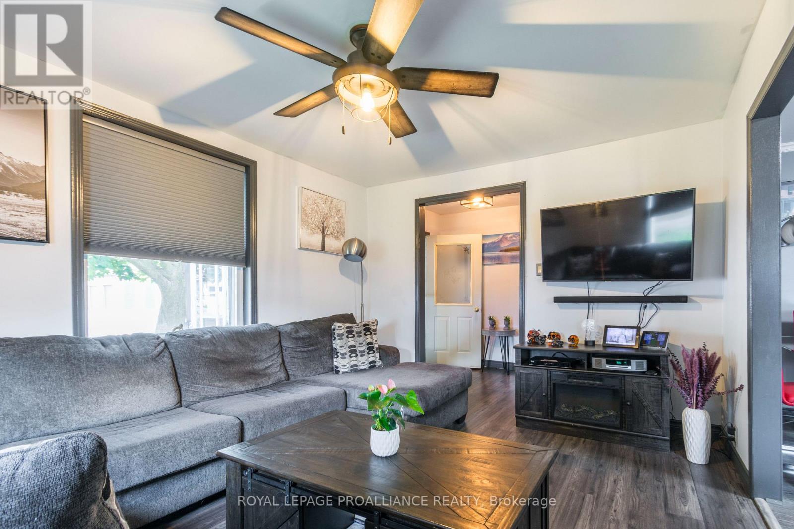 113 South Trent Street, Quinte West, Ontario  K0K 2C0 - Photo 17 - X12470314