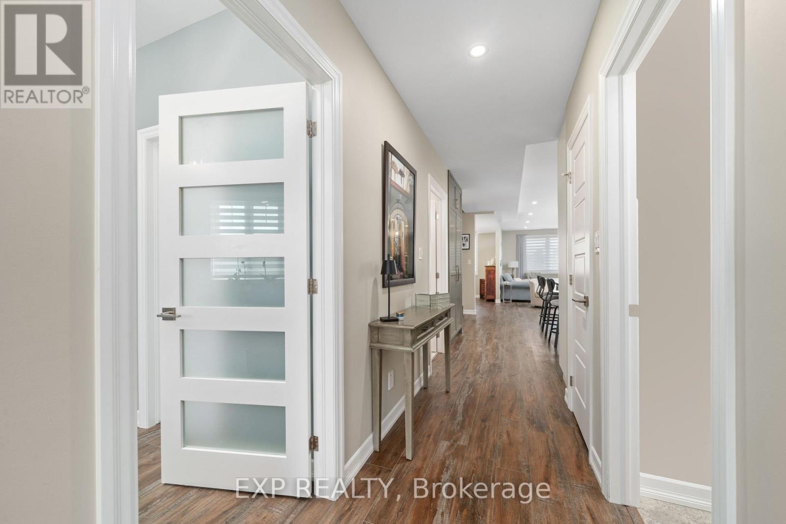 20 Stinson Avenue, Belleville, Ontario  K8P 5N9 - Photo 5 - X12470706