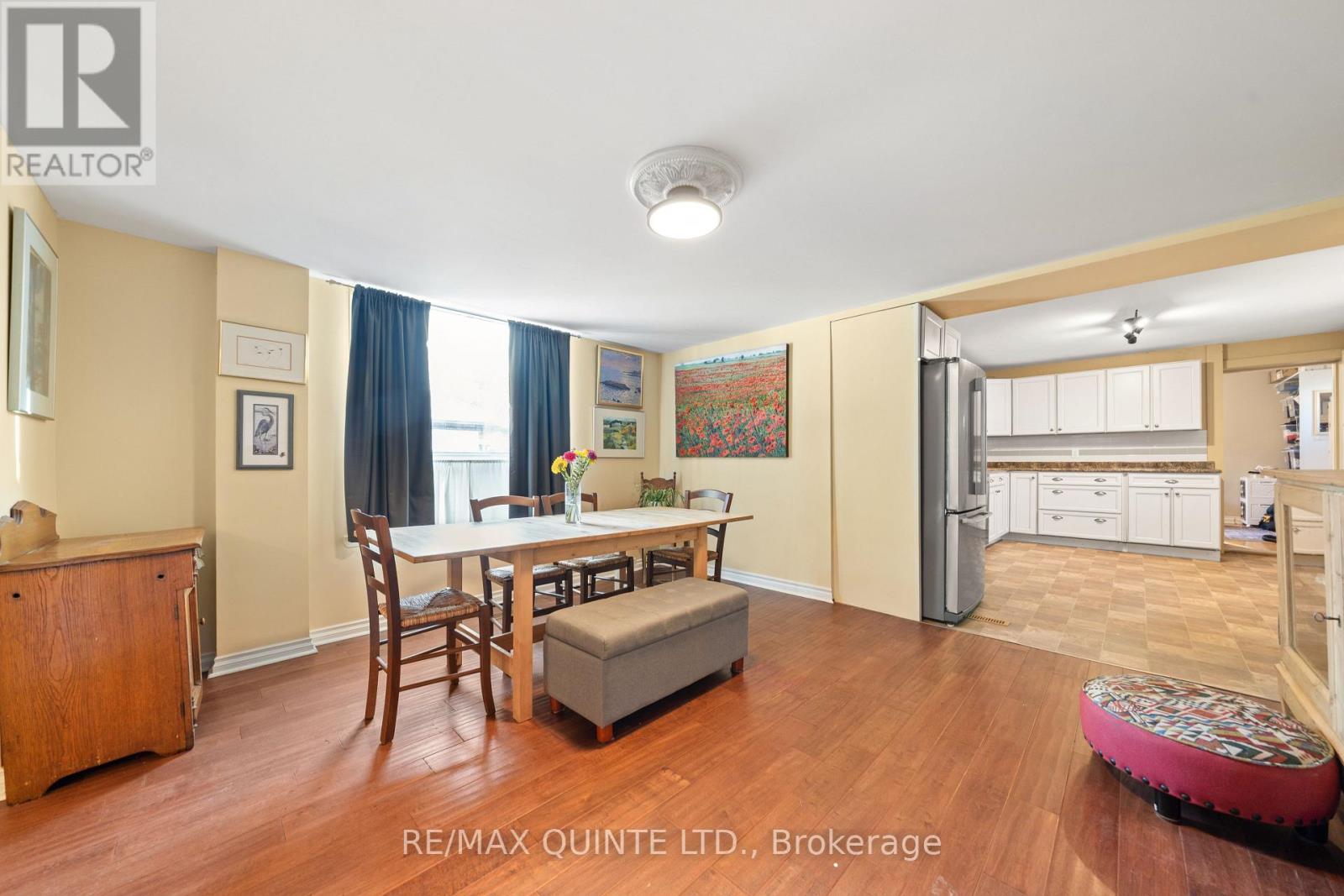 246 Foster Avenue, Belleville, Ontario  K8N 3R3 - Photo 11 - X12471332