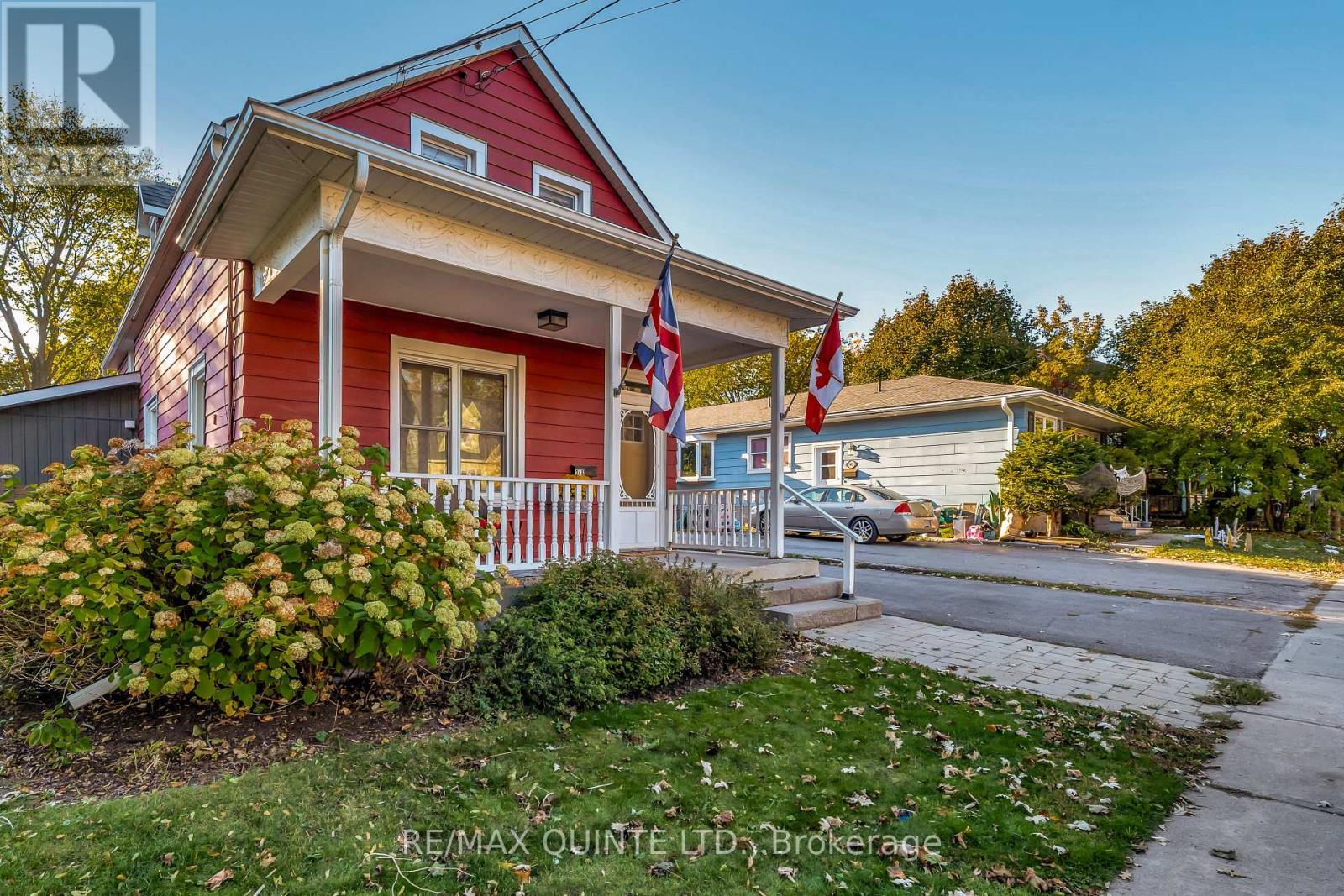 246 Foster Avenue, Belleville, Ontario  K8N 3R3 - Photo 2 - X12471332