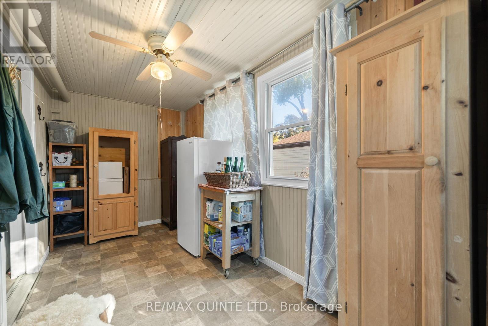 246 Foster Avenue, Belleville, Ontario  K8N 3R3 - Photo 21 - X12471332