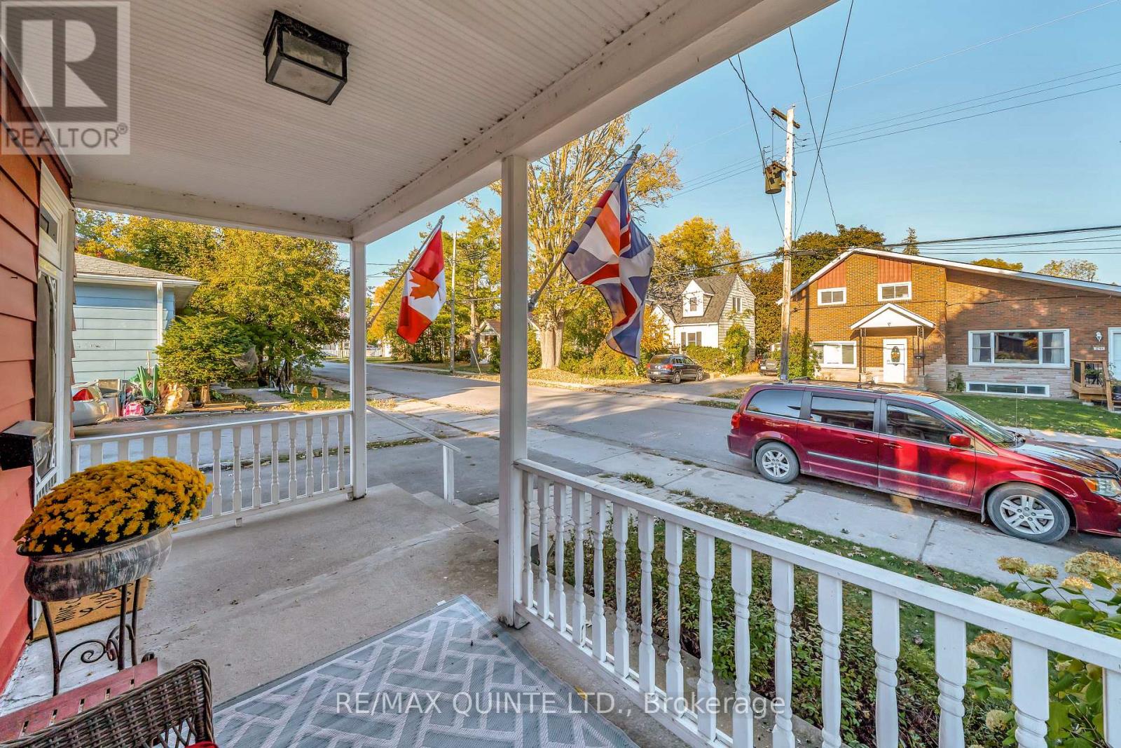 246 Foster Avenue, Belleville, Ontario  K8N 3R3 - Photo 4 - X12471332