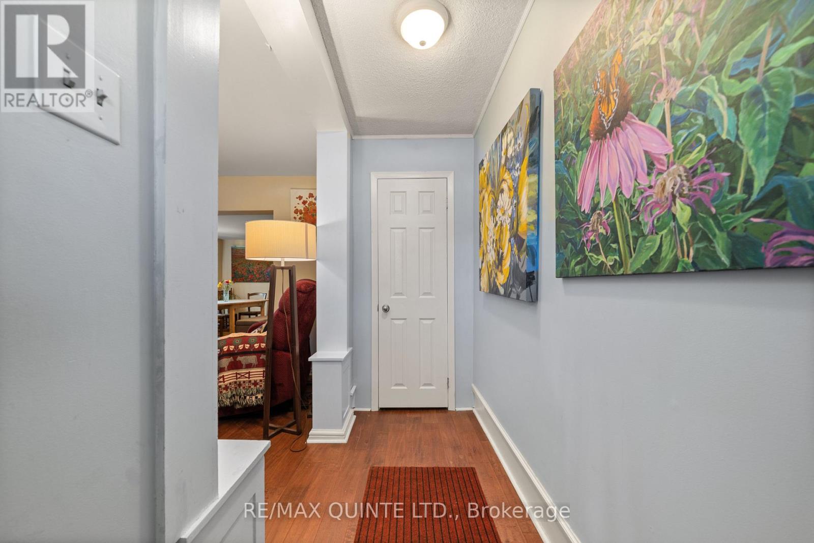 246 Foster Avenue, Belleville, Ontario  K8N 3R3 - Photo 7 - X12471332