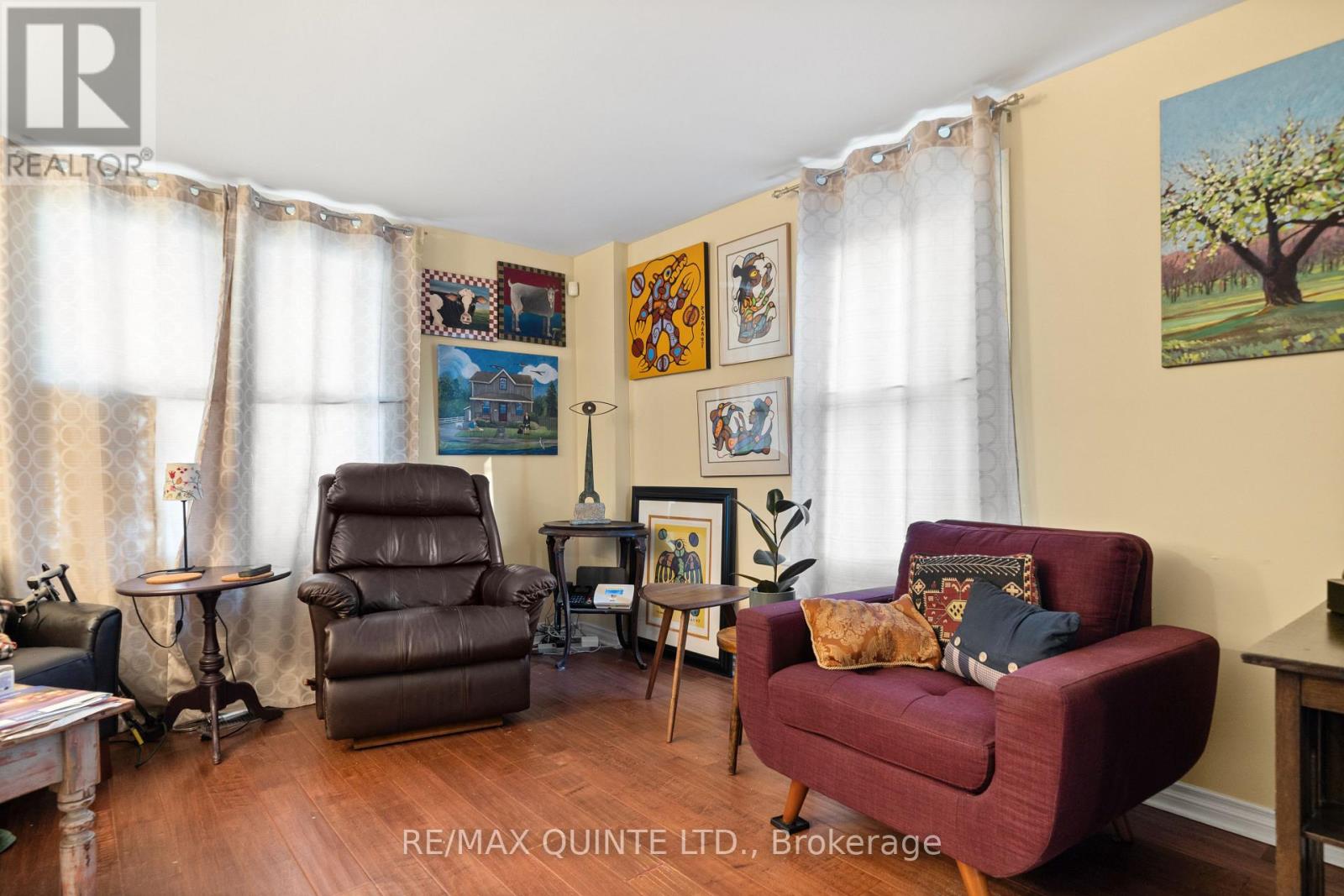 246 Foster Avenue, Belleville, Ontario  K8N 3R3 - Photo 9 - X12471332