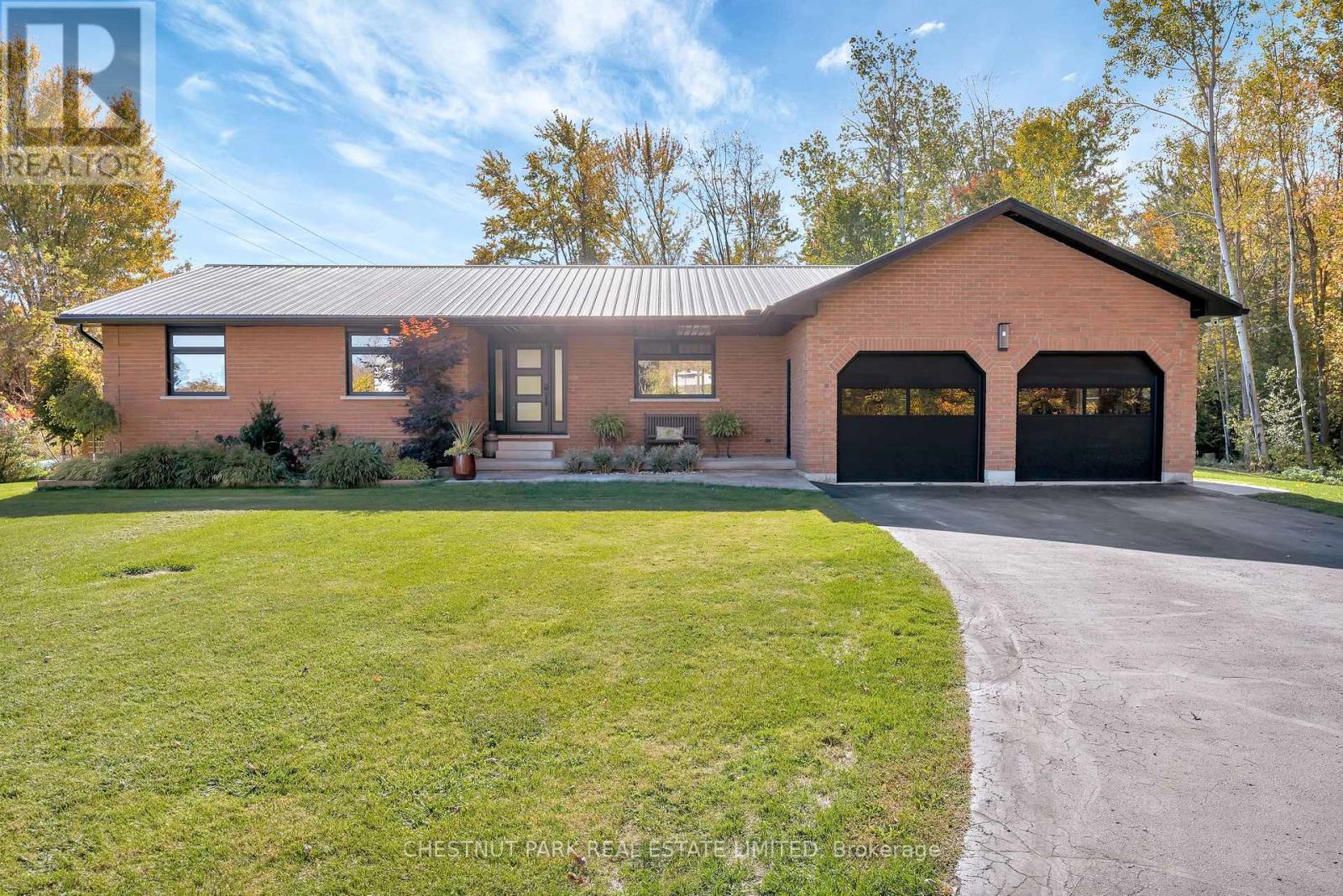 407 COUNTY ROAD 4, Prince Edward County, Ontario