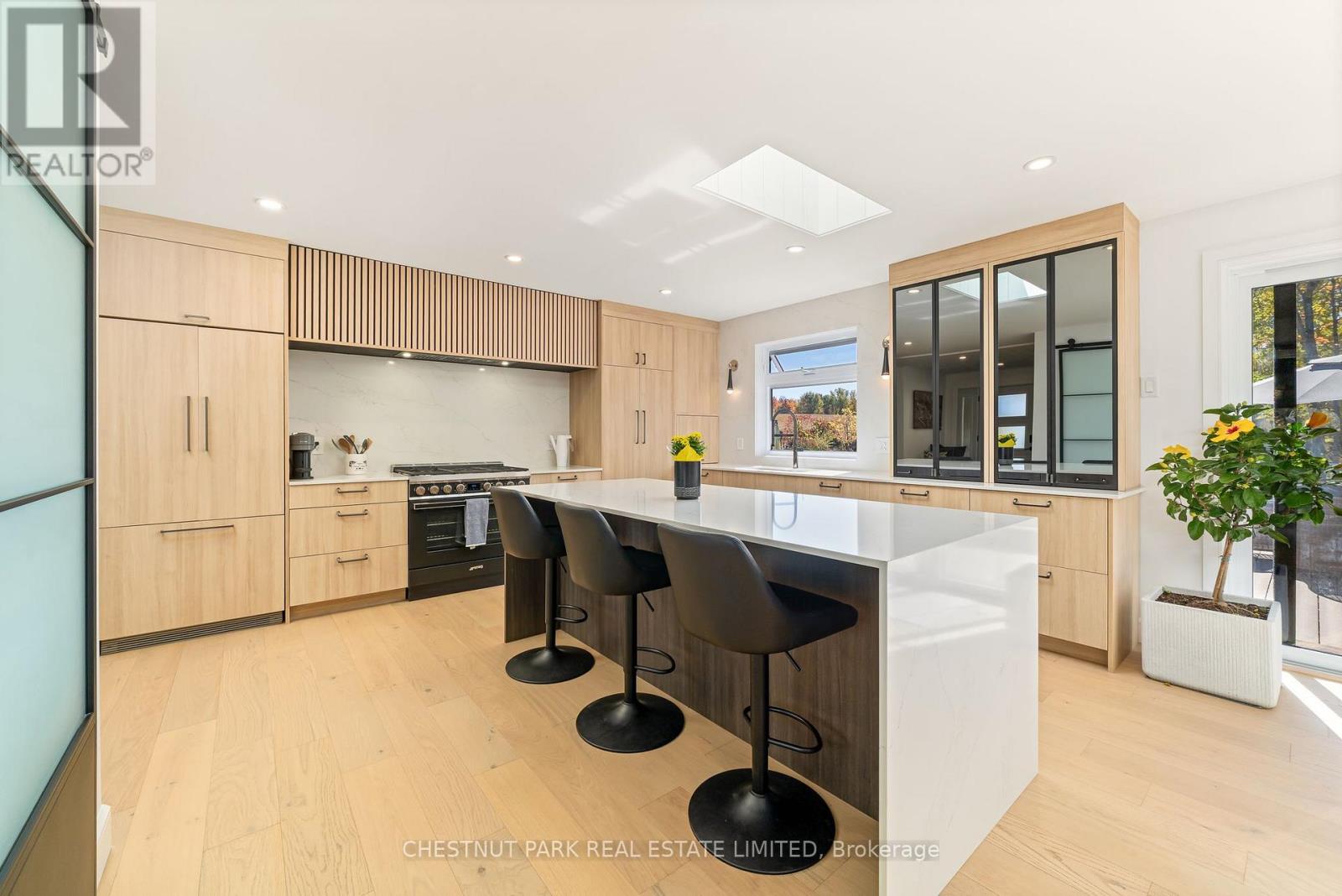 407 County Road 4, Prince Edward County, Ontario  K0K 2T0 - Photo 9 - X12473480